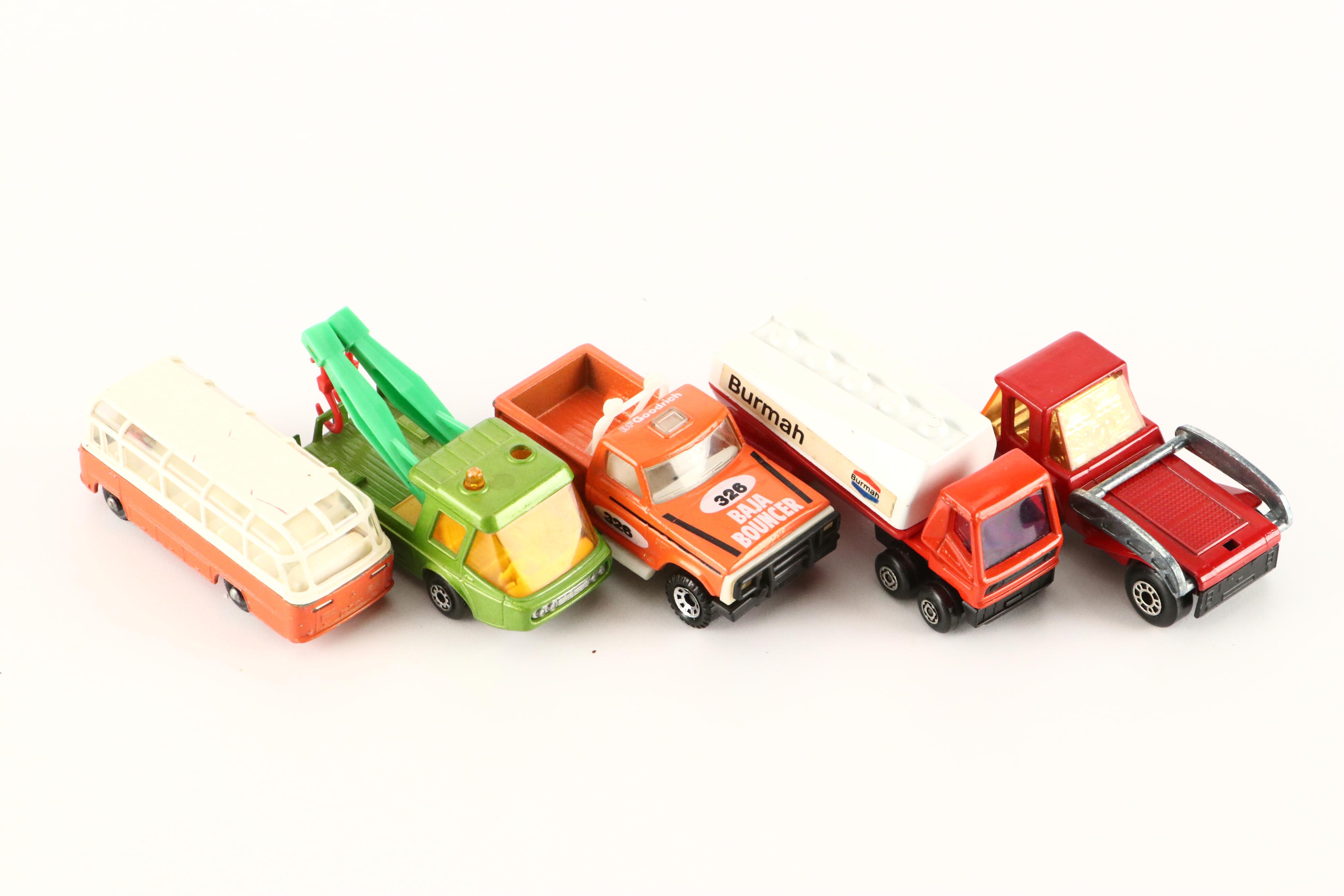 Vintage Matchbox and Hot Wheels Diecast Cars and Vehicles