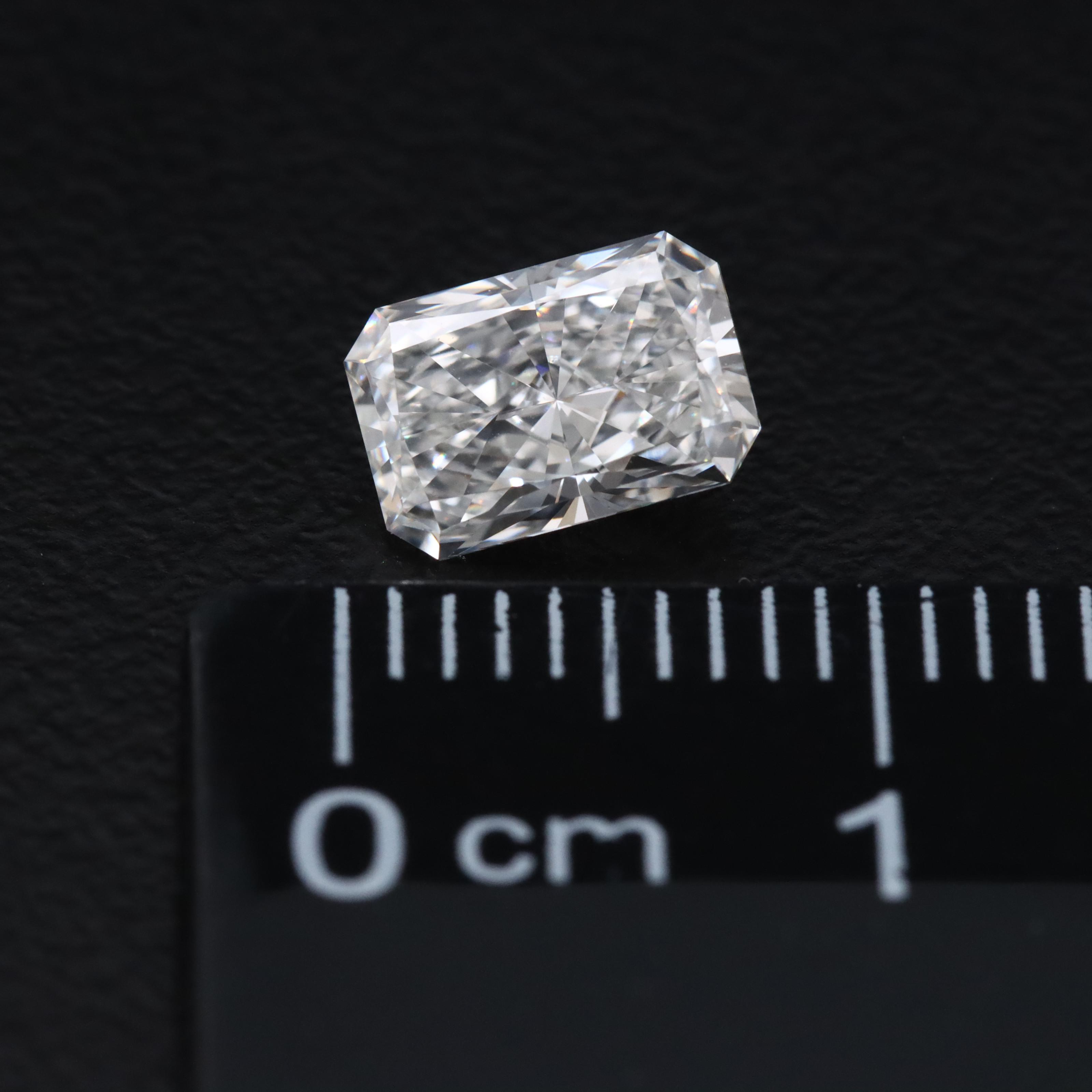 Loose 1.07 CT Lab Grown Diamond with IGI Report