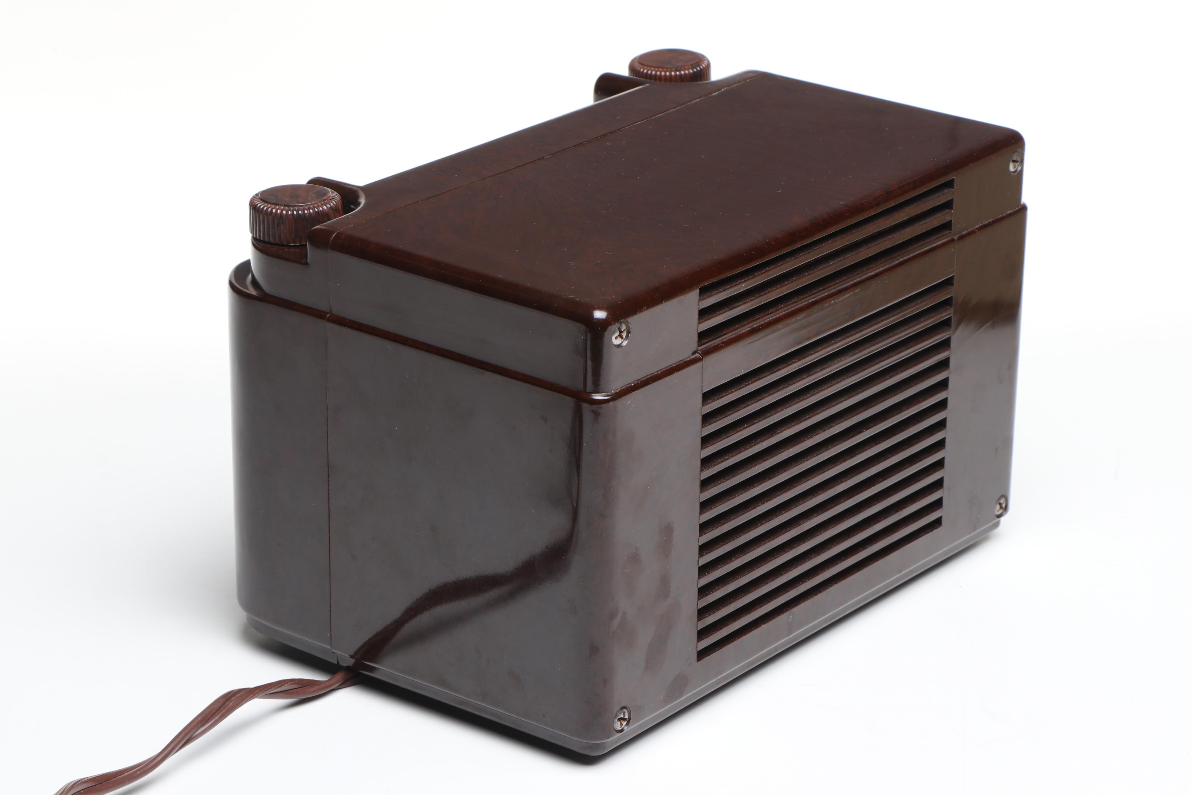 RCA Victor and Trav-ler Bakelite Tube Radios, Mid-20th Century