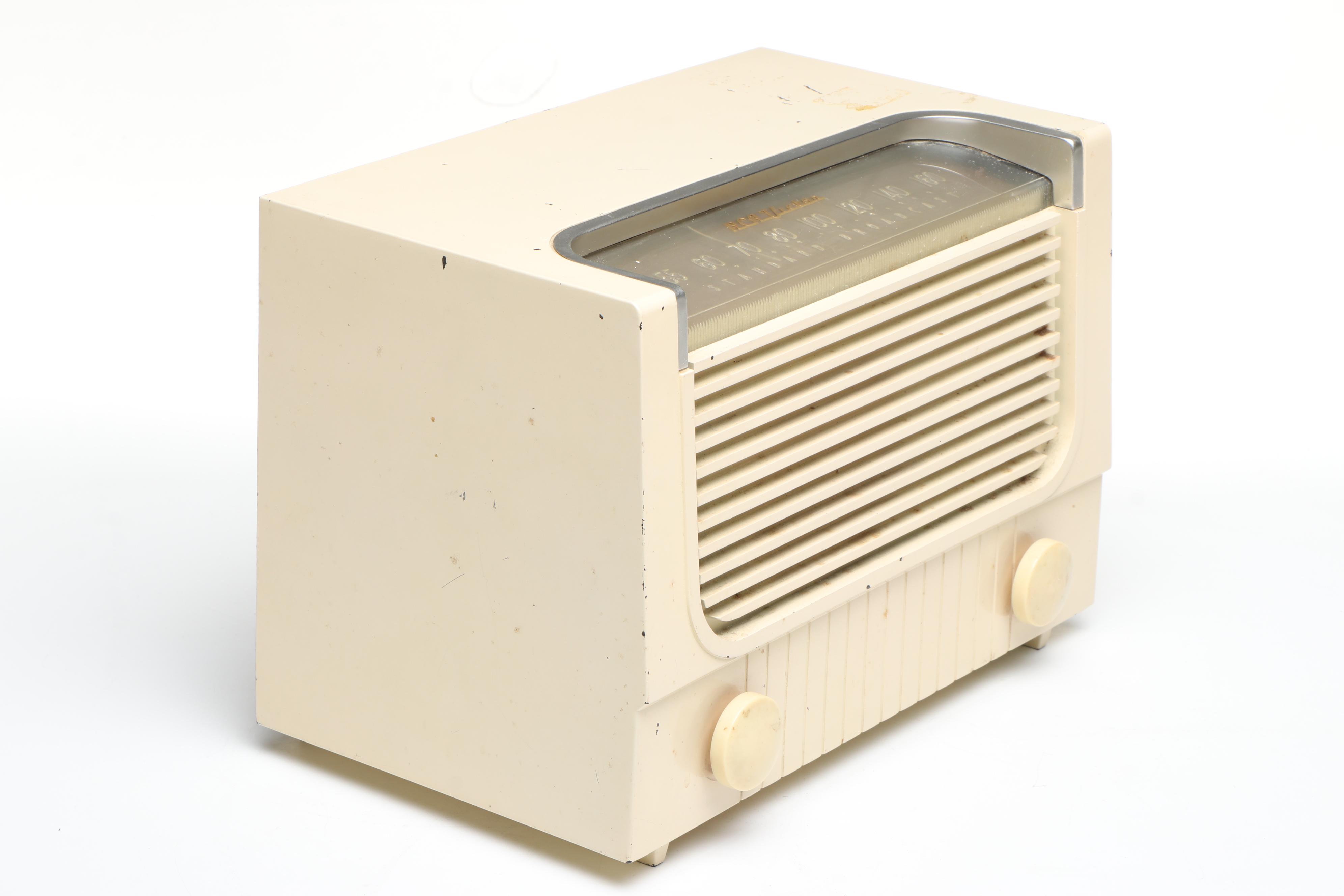 RCA Victor and Trav-ler Bakelite Tube Radios, Mid-20th Century