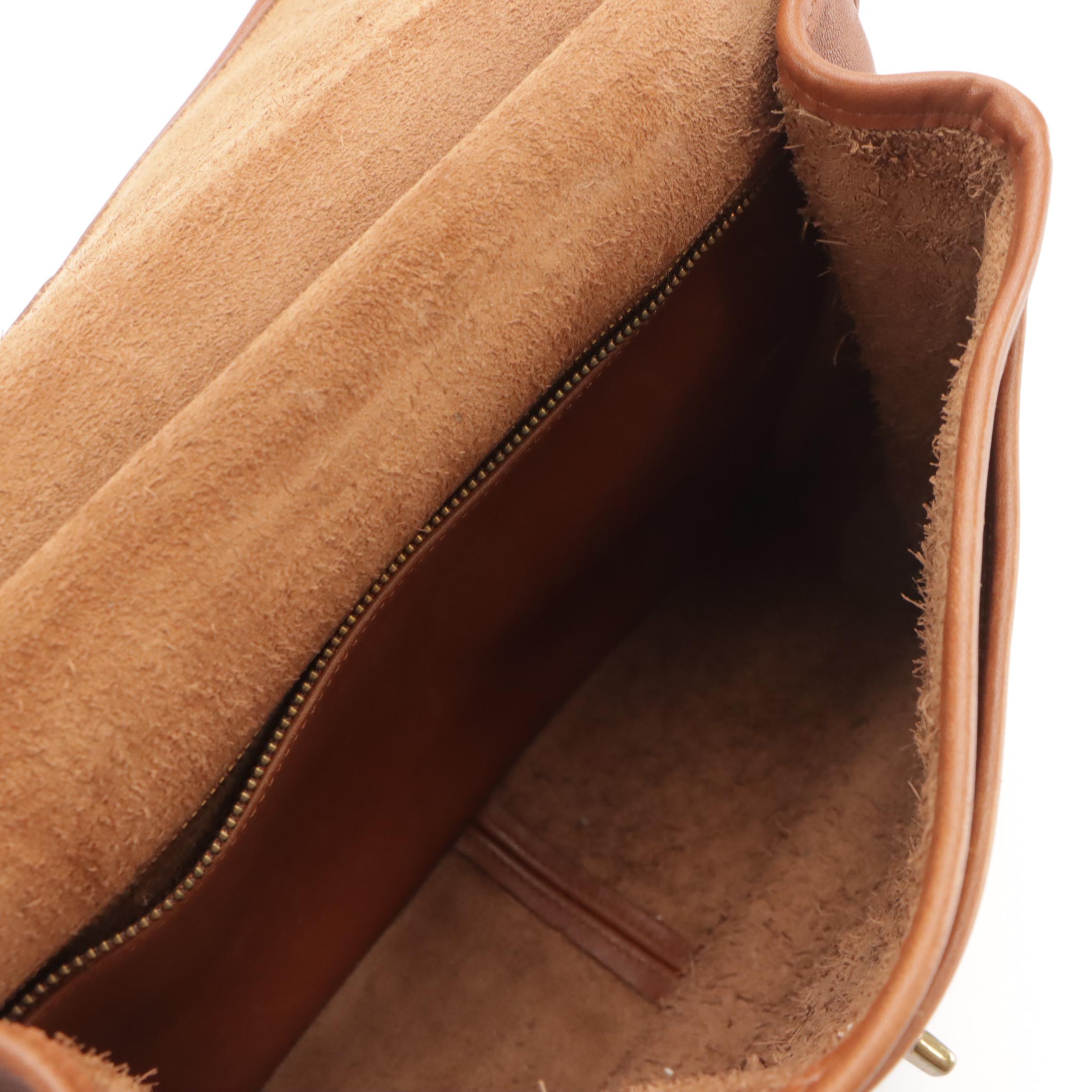 Coach Tan Leather Willis Messenger Bag