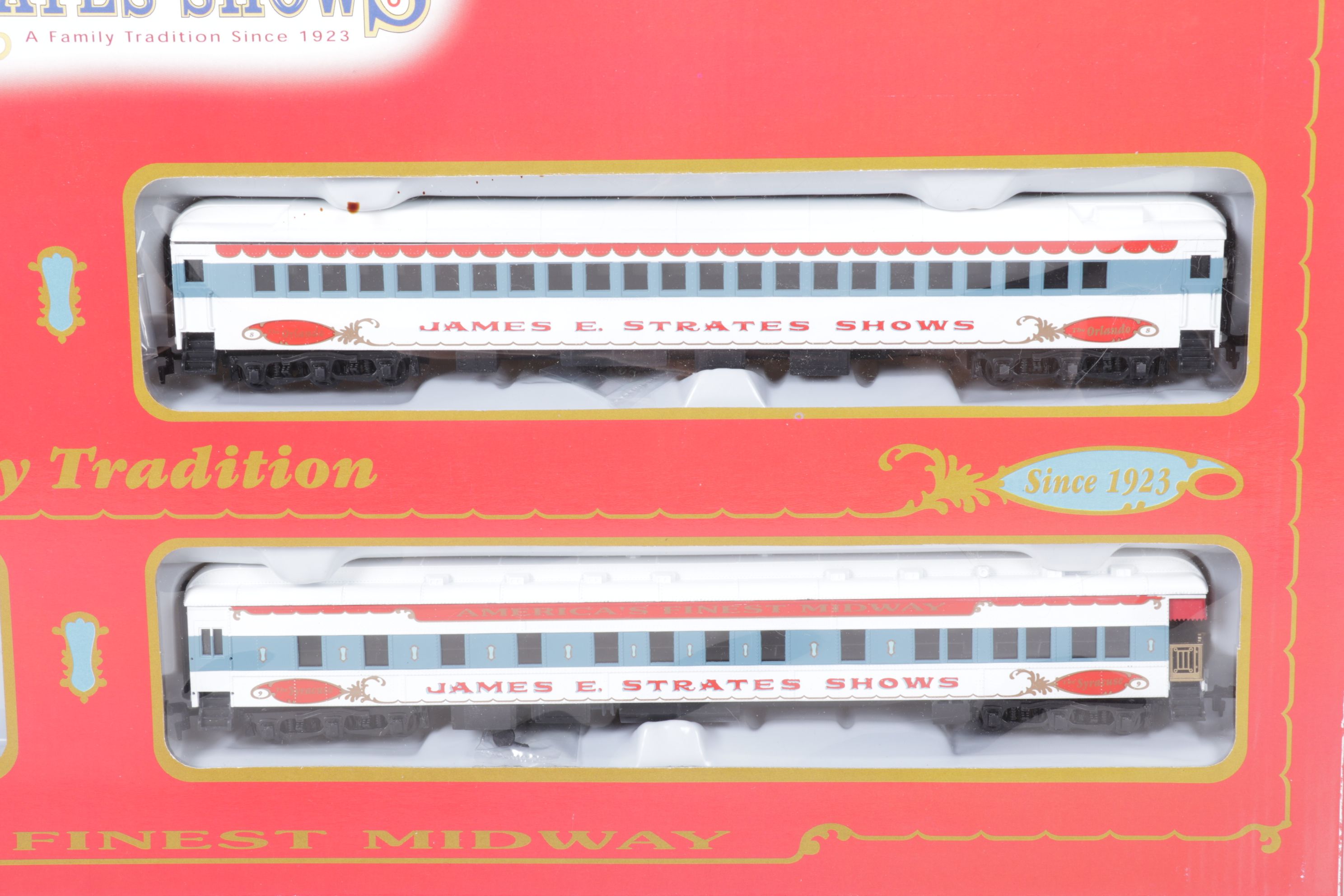 James E. Strates Show HO Gauge Passenger Car Set
