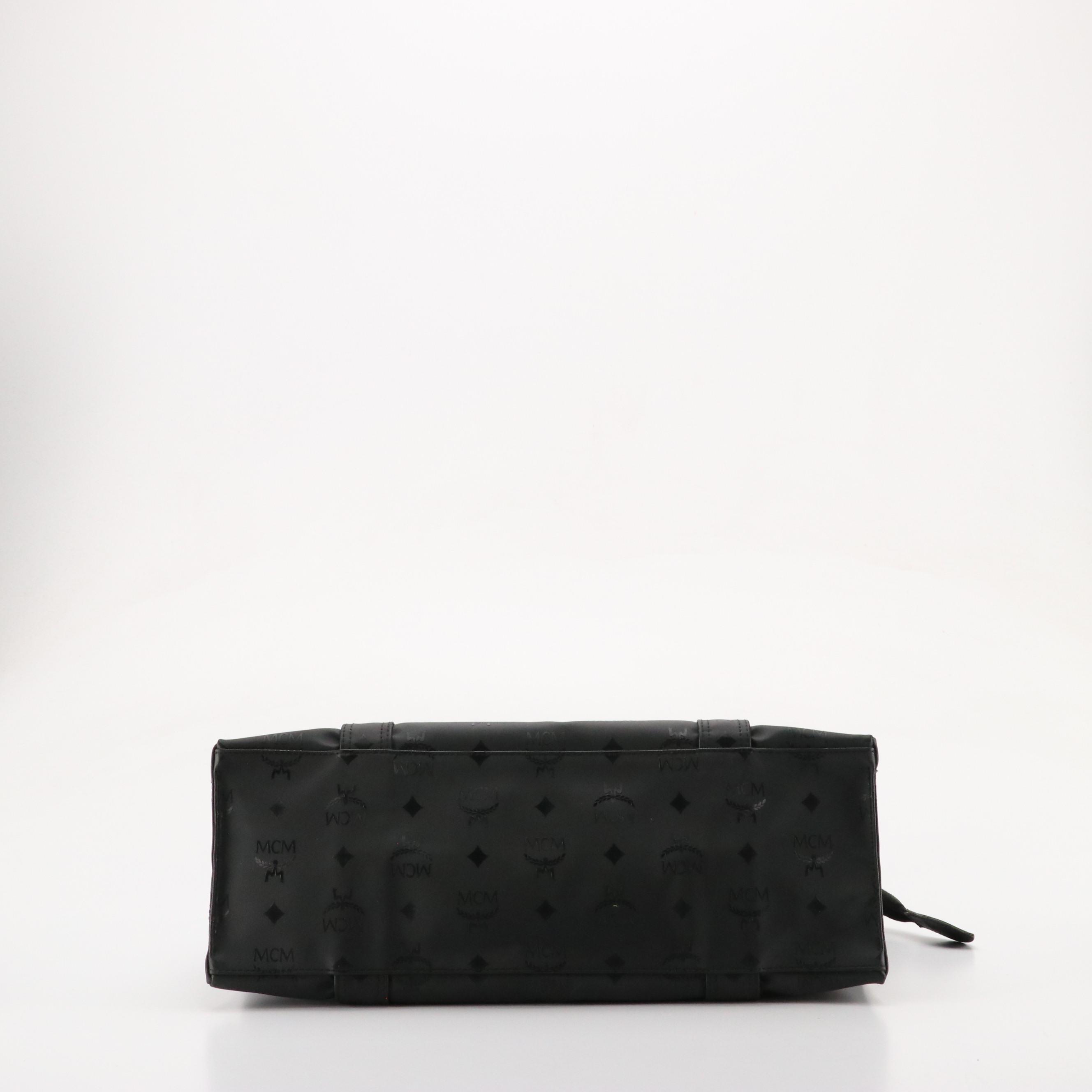MCM Zippered Shoulder Bag in Black Visetos Nylon