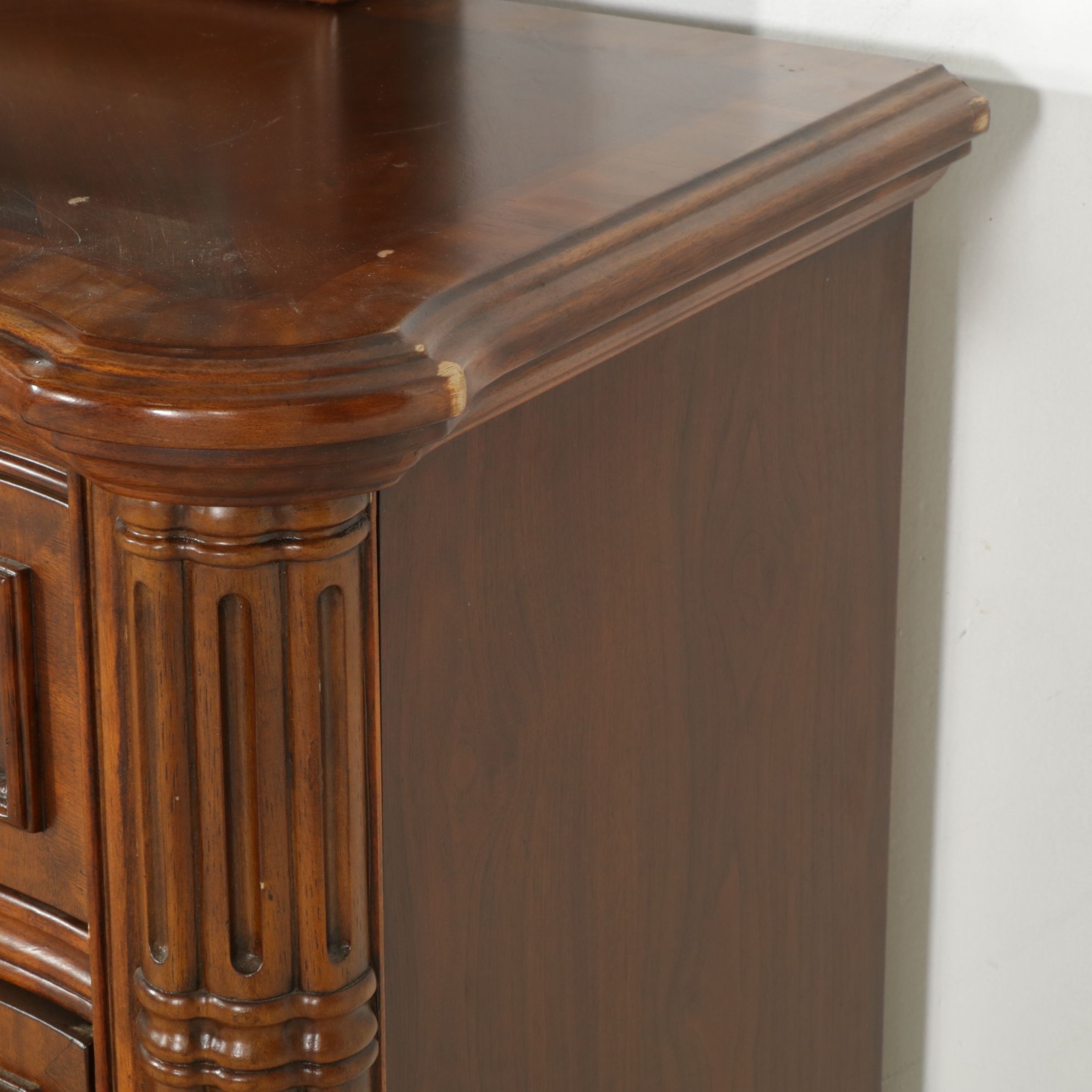 Klaussner Walnut Tall Serpentine Front Dresser and Mirror, 21st Century