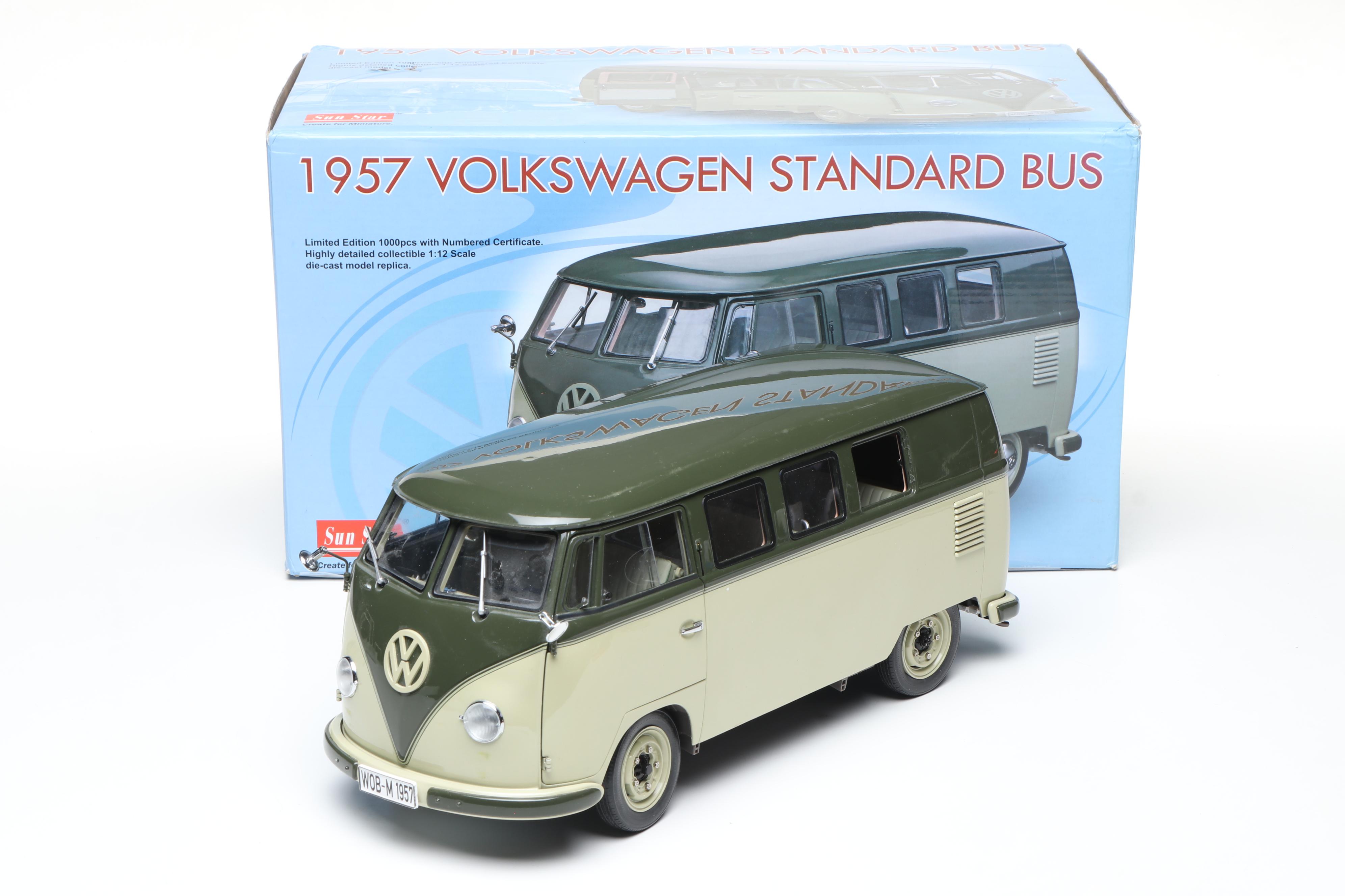 Sun Star Limited Edition 1957 Volkswagen Standard Bus
