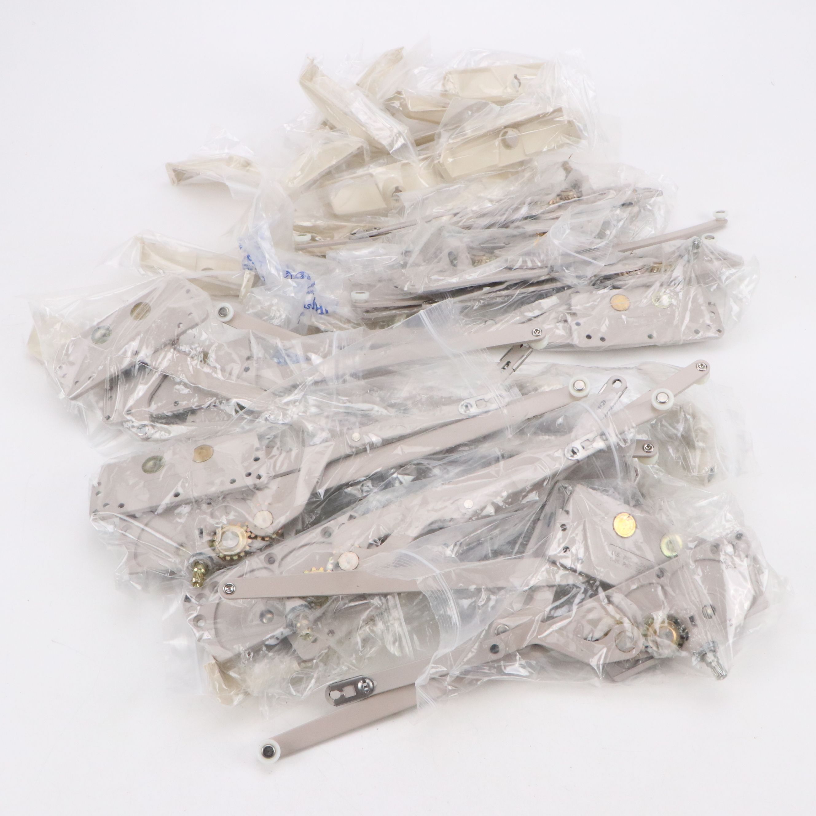 Dual Arm Window Operators