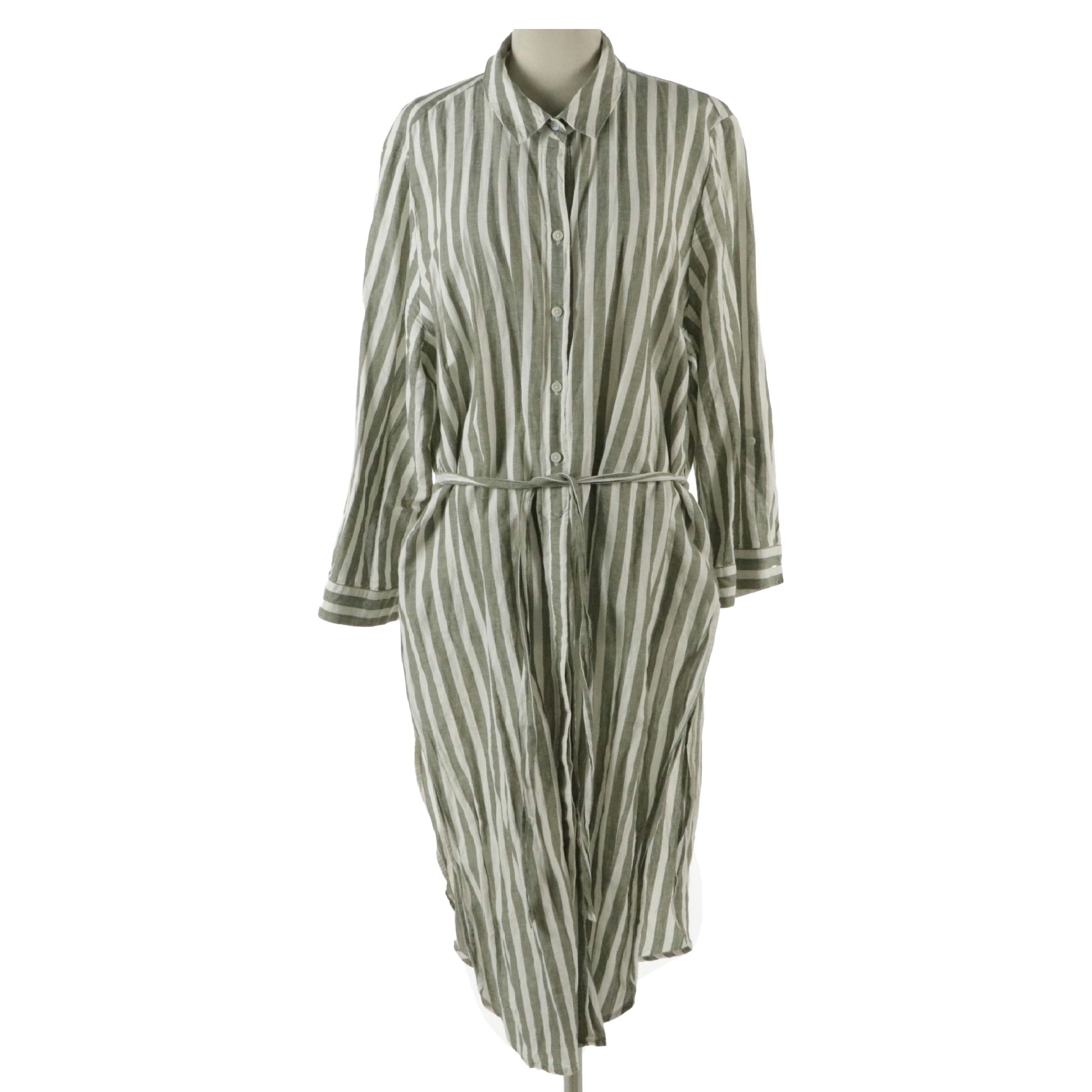 Chico's Linen and Cotton Blend Slit Side Tunic Top