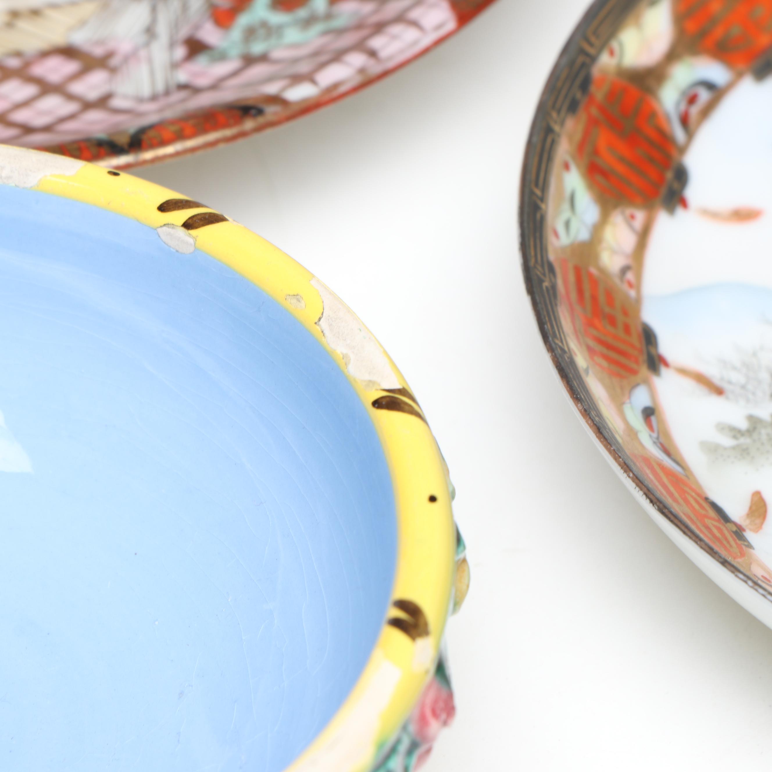 Chinese Porcelain Stacking Server with More Porcelain Tableware