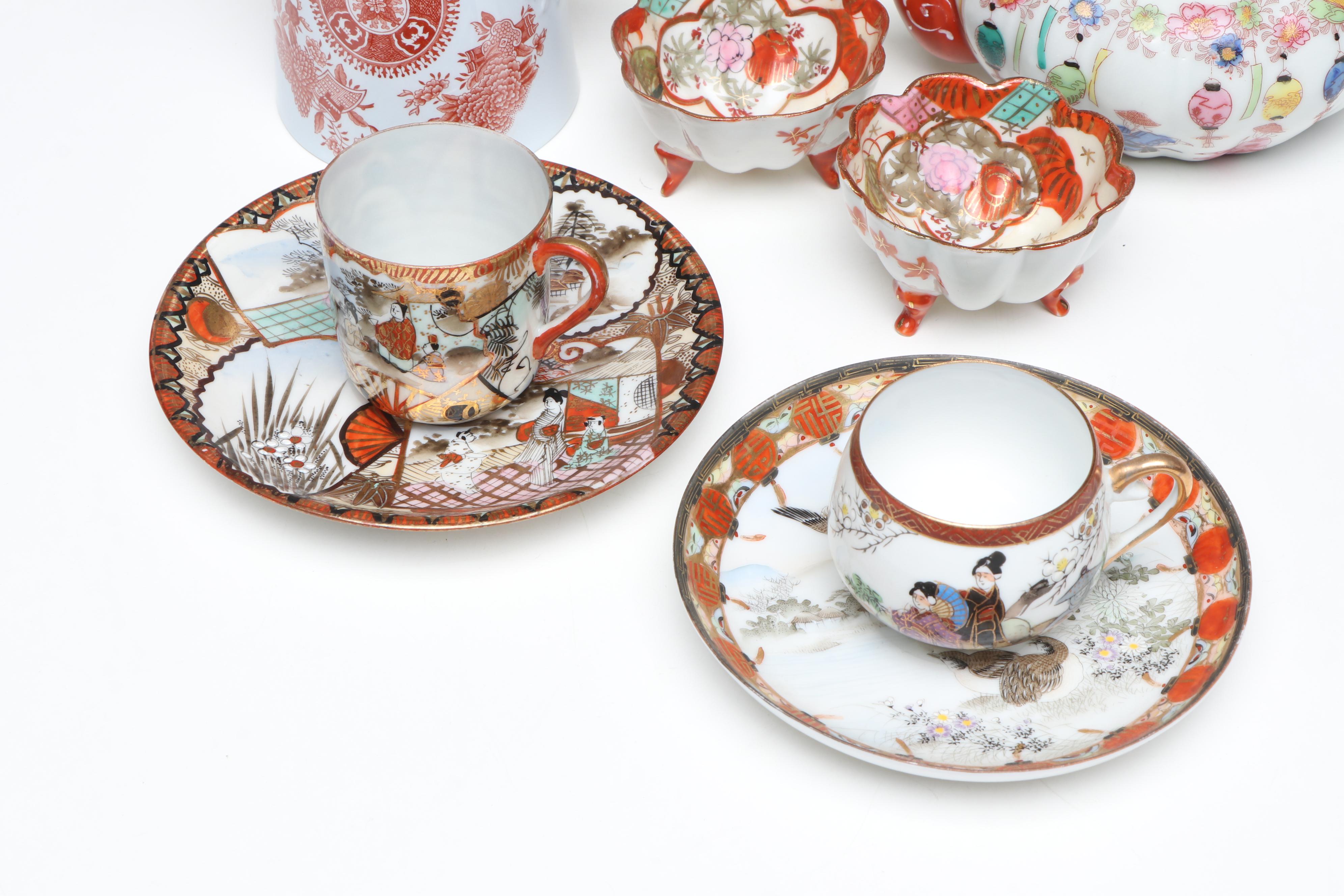 Chinese Porcelain Stacking Server with More Porcelain Tableware