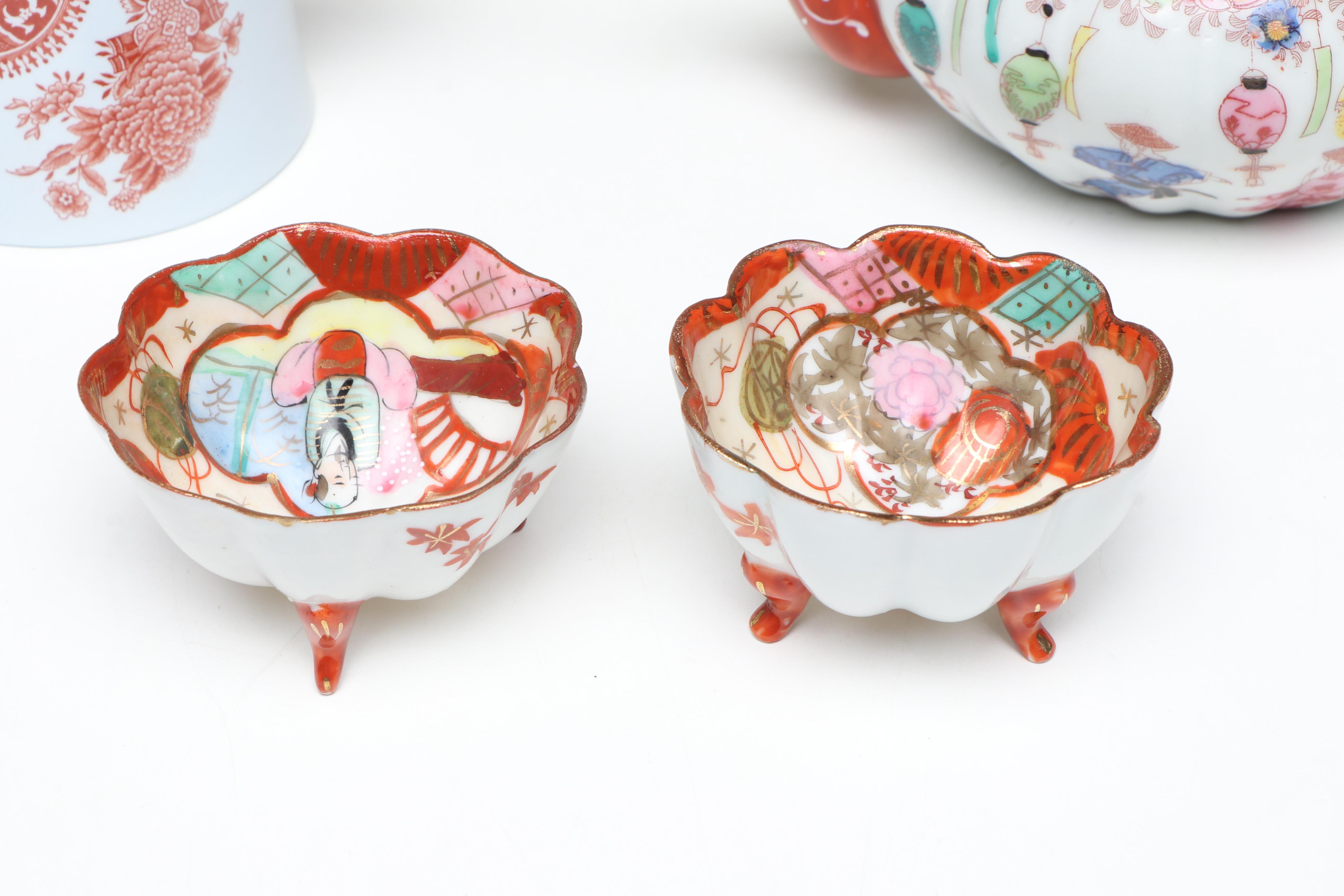 Chinese Porcelain Stacking Server with More Porcelain Tableware