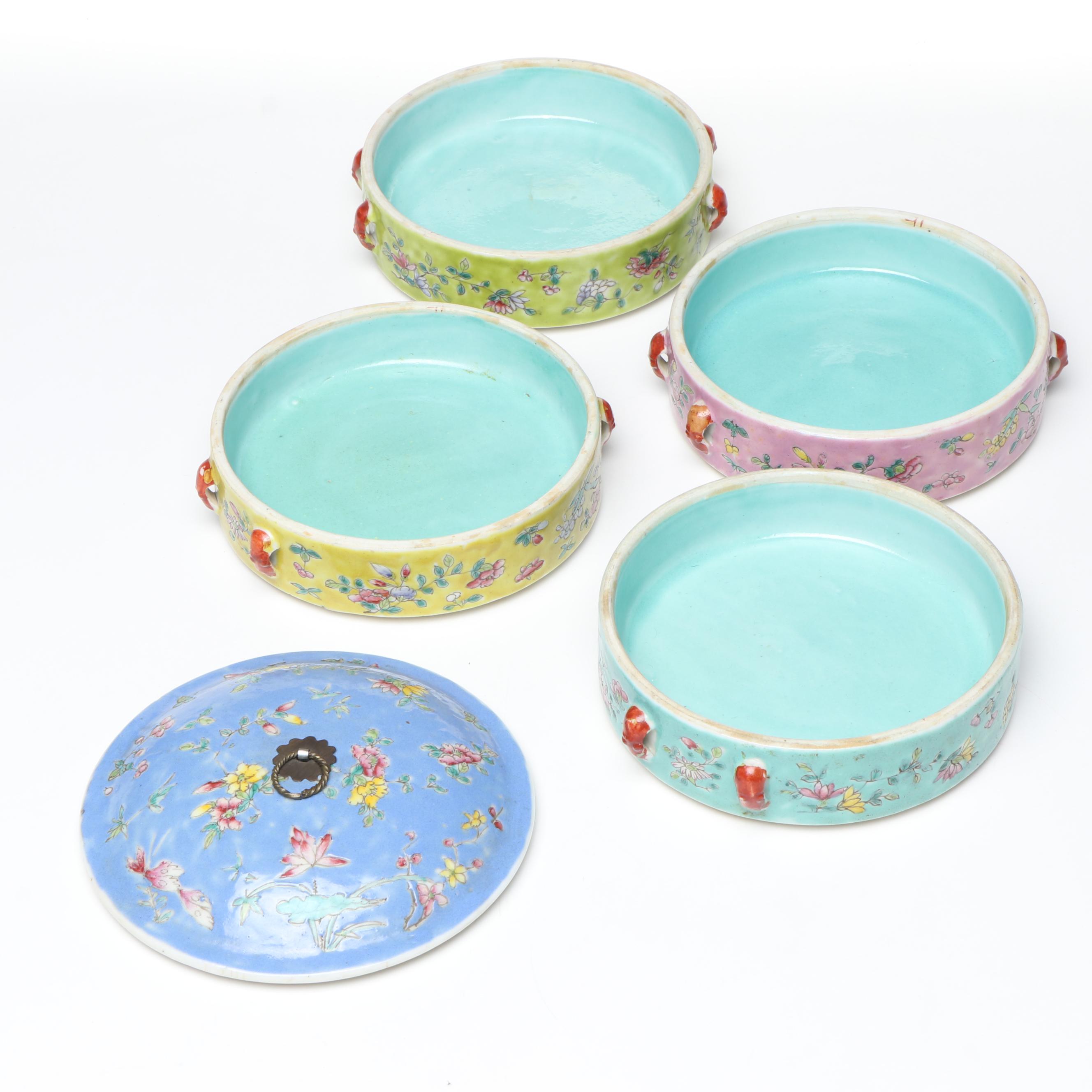 Chinese Porcelain Stacking Server with More Porcelain Tableware