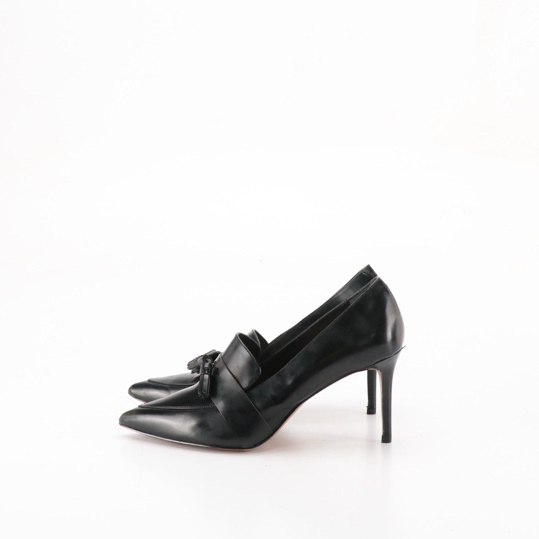 Banana Republic Black Patent Leather Pointy Toe Tassel Pumps