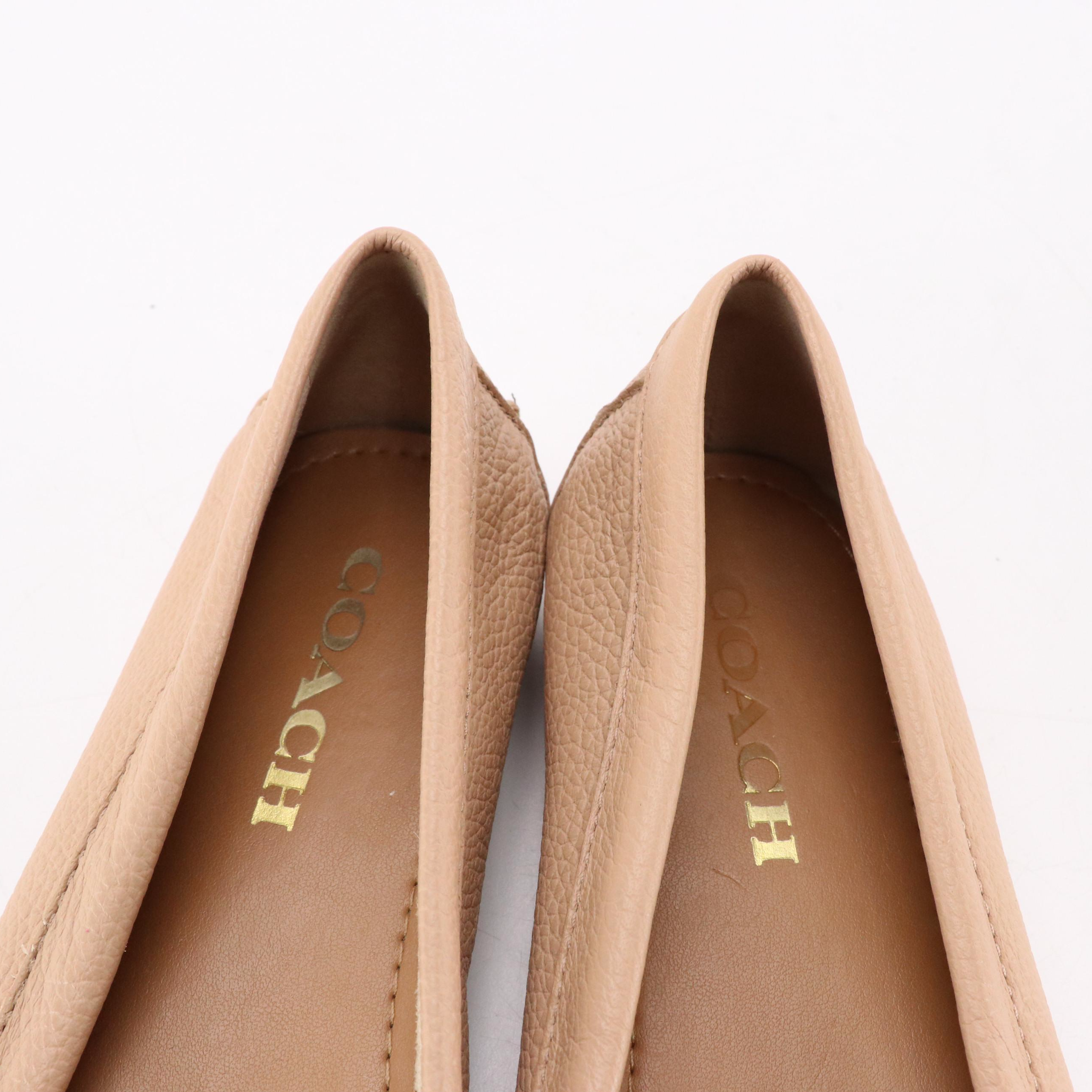 Coach "Olive" Loafers in Beige Grained Leather