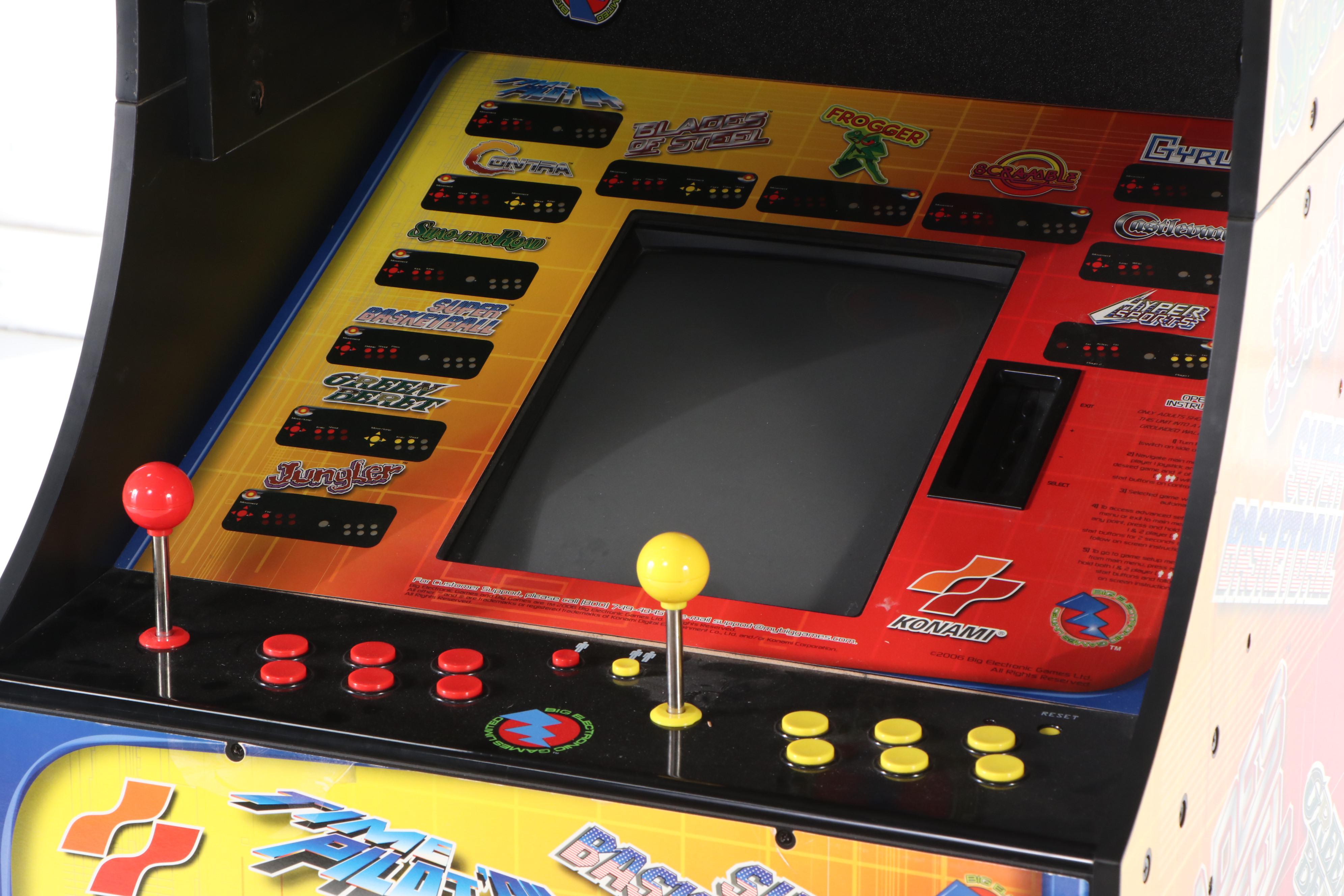 Big Electronic Games Konami Multi-Game Arcade Machine, 2006