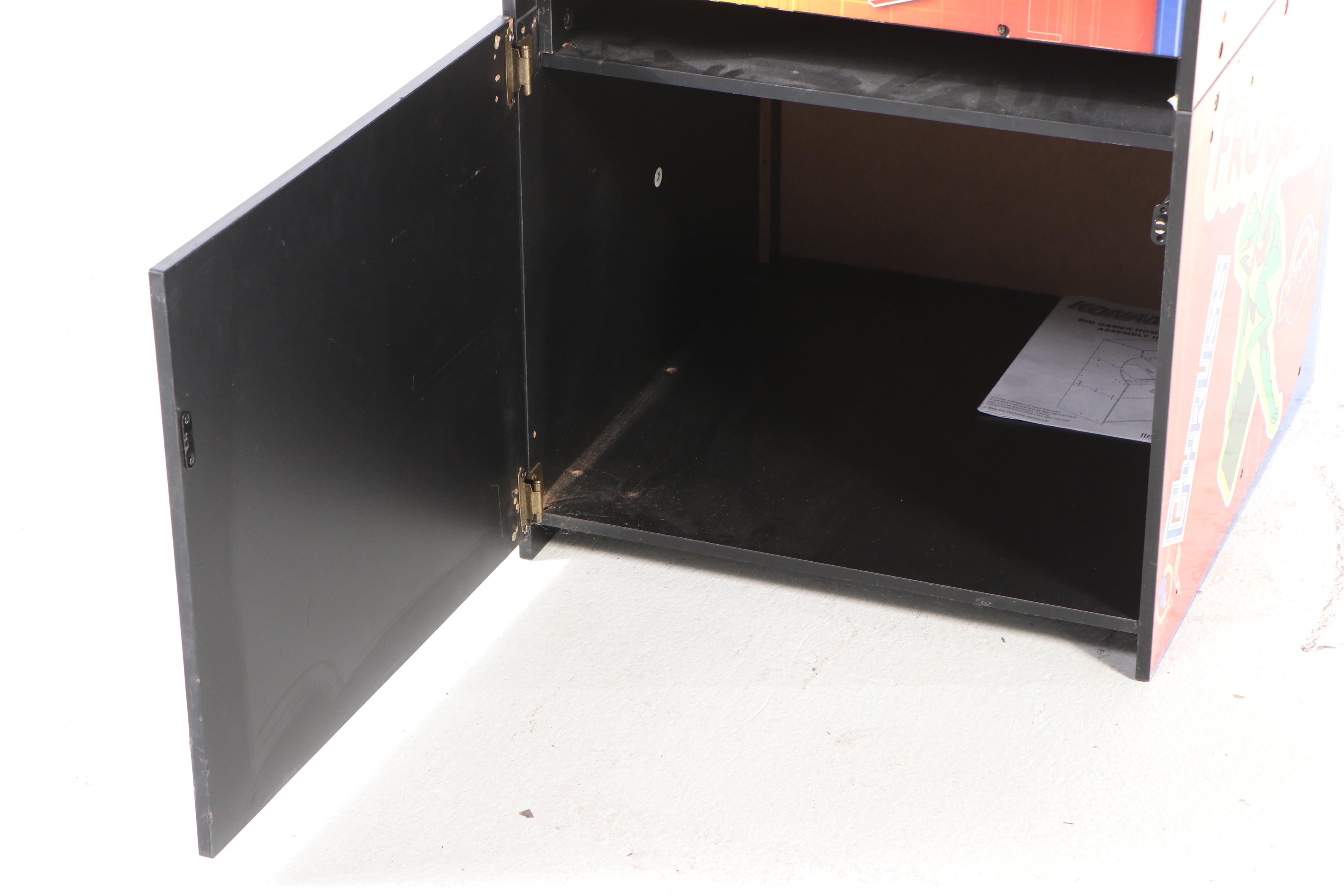 Big Electronic Games Konami Multi-Game Arcade Machine, 2006