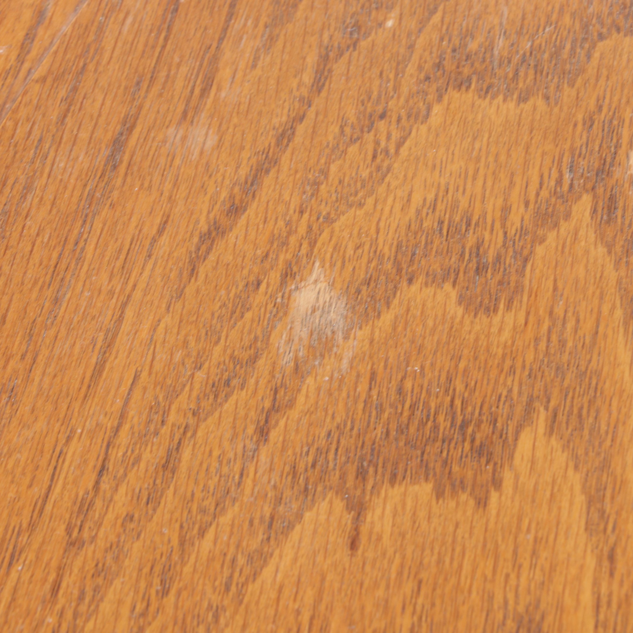 Traditional Style Oak Pedestal Coffee Table