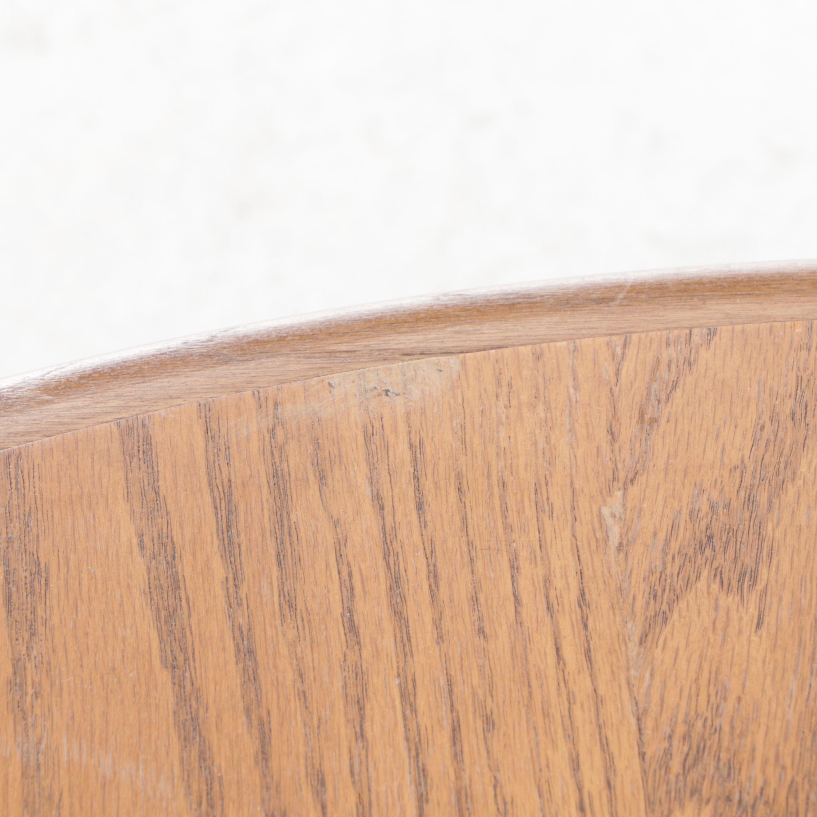 Traditional Style Oak Pedestal Coffee Table