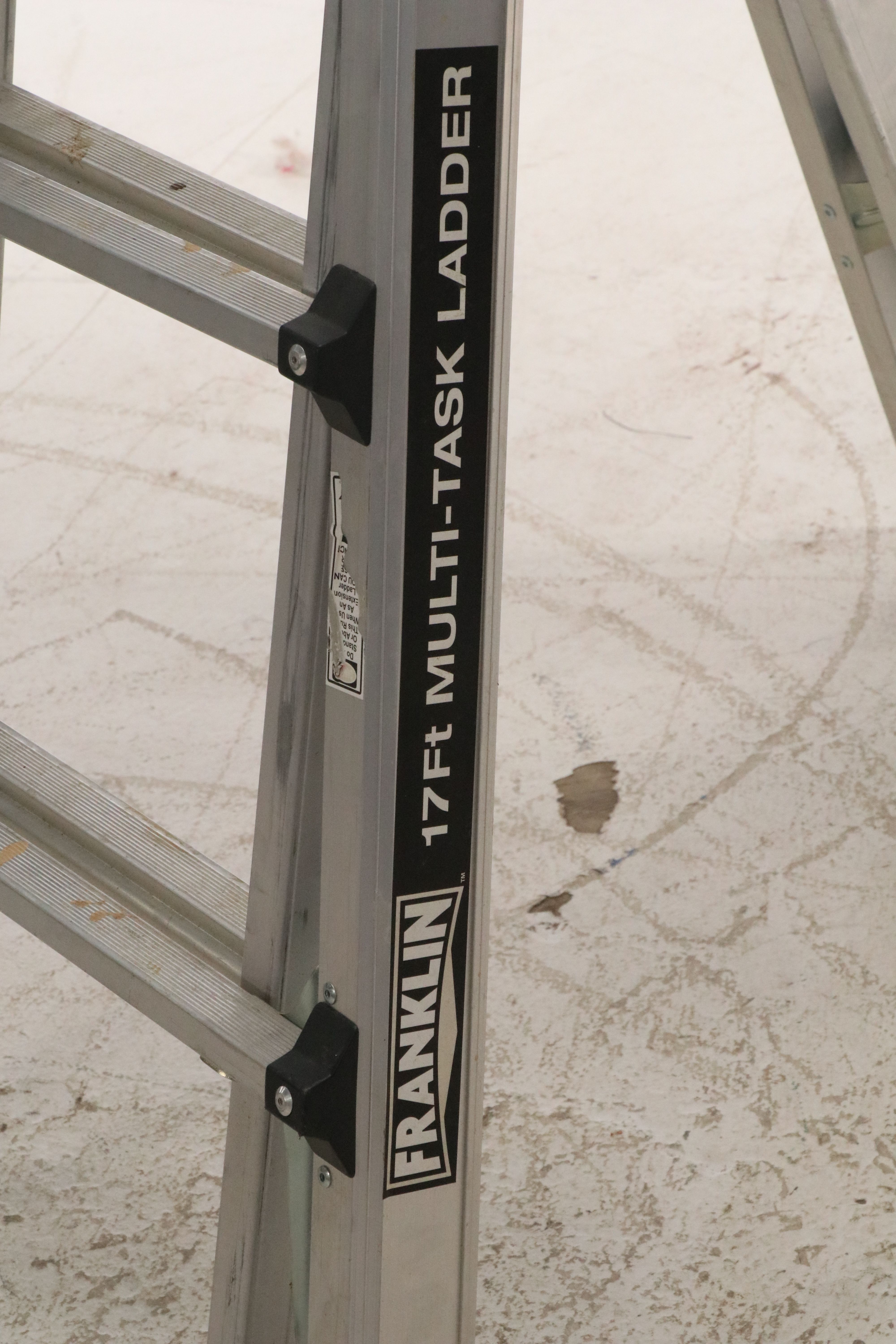 Harbor Freight Franklin 17' Multi-Task Aluminum Ladder
