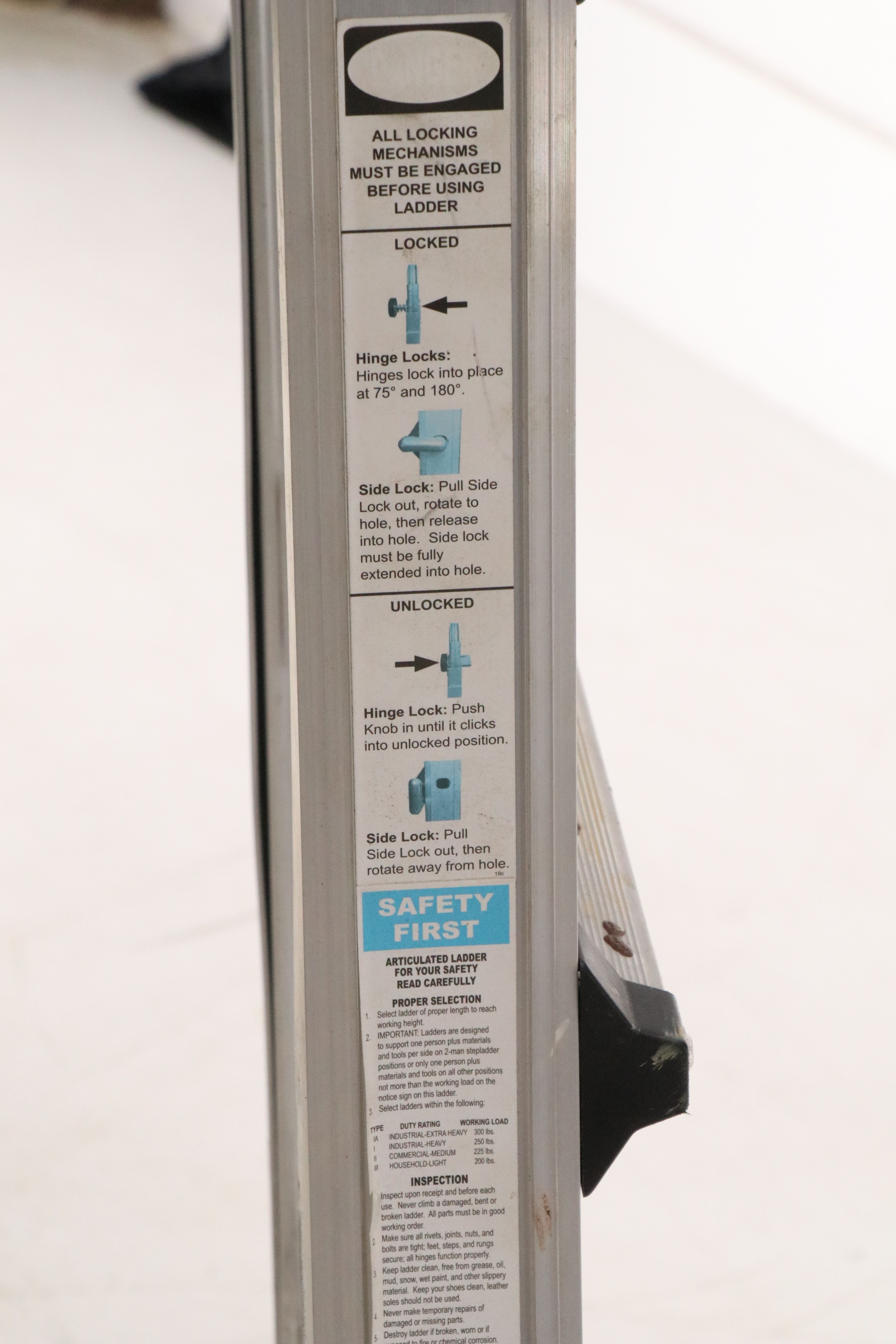 Harbor Freight Franklin 17' Multi-Task Aluminum Ladder