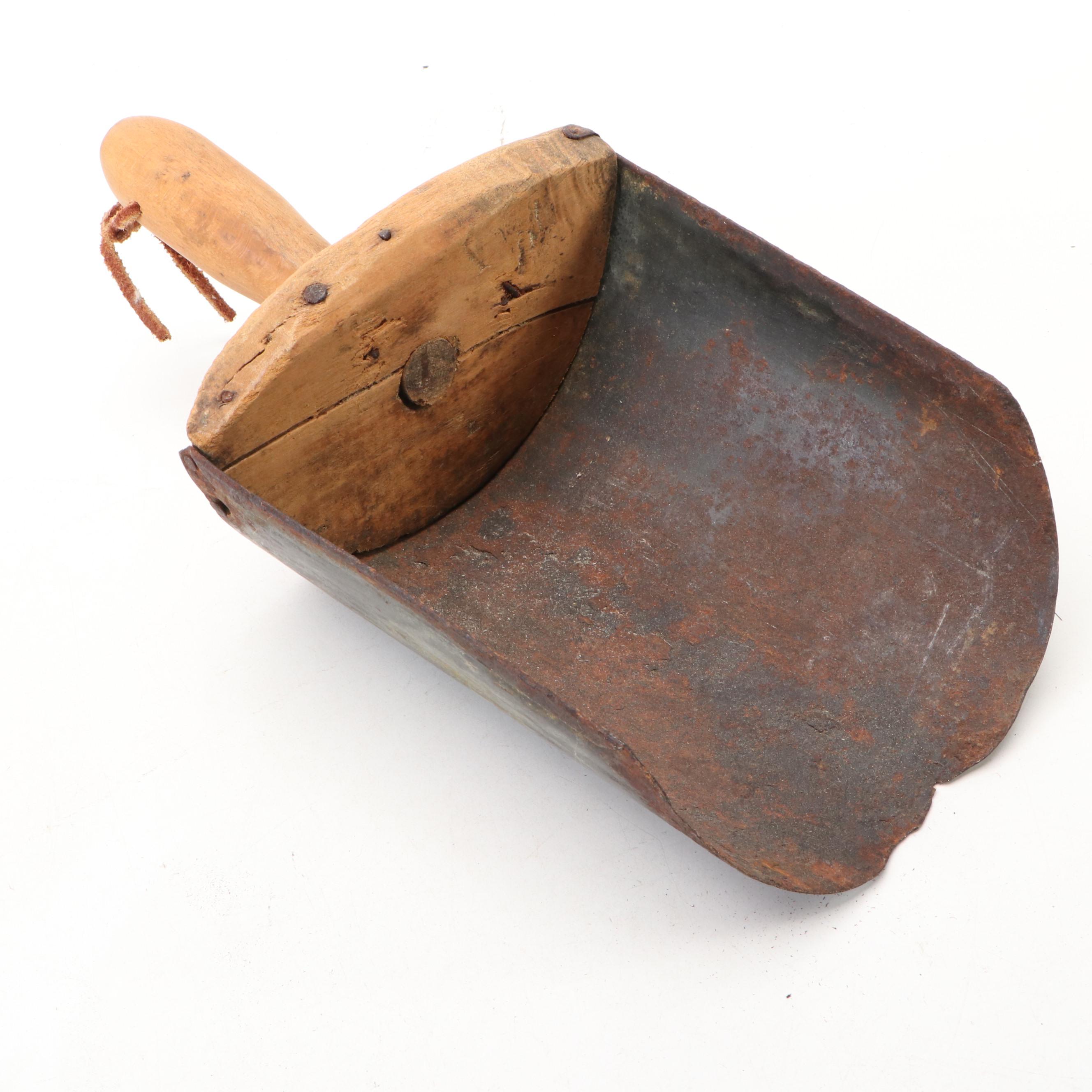 Wagner Cast Iron Cornbread Baking Pan with Drawknife, Scoop and More