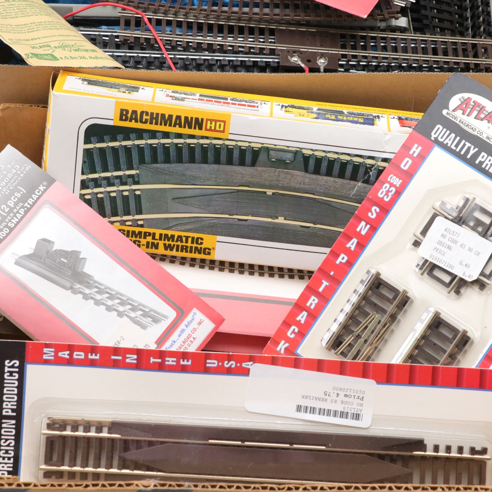 Miniature Train Kits Including HO Scale Railroad Scenery, Diecast Models & More