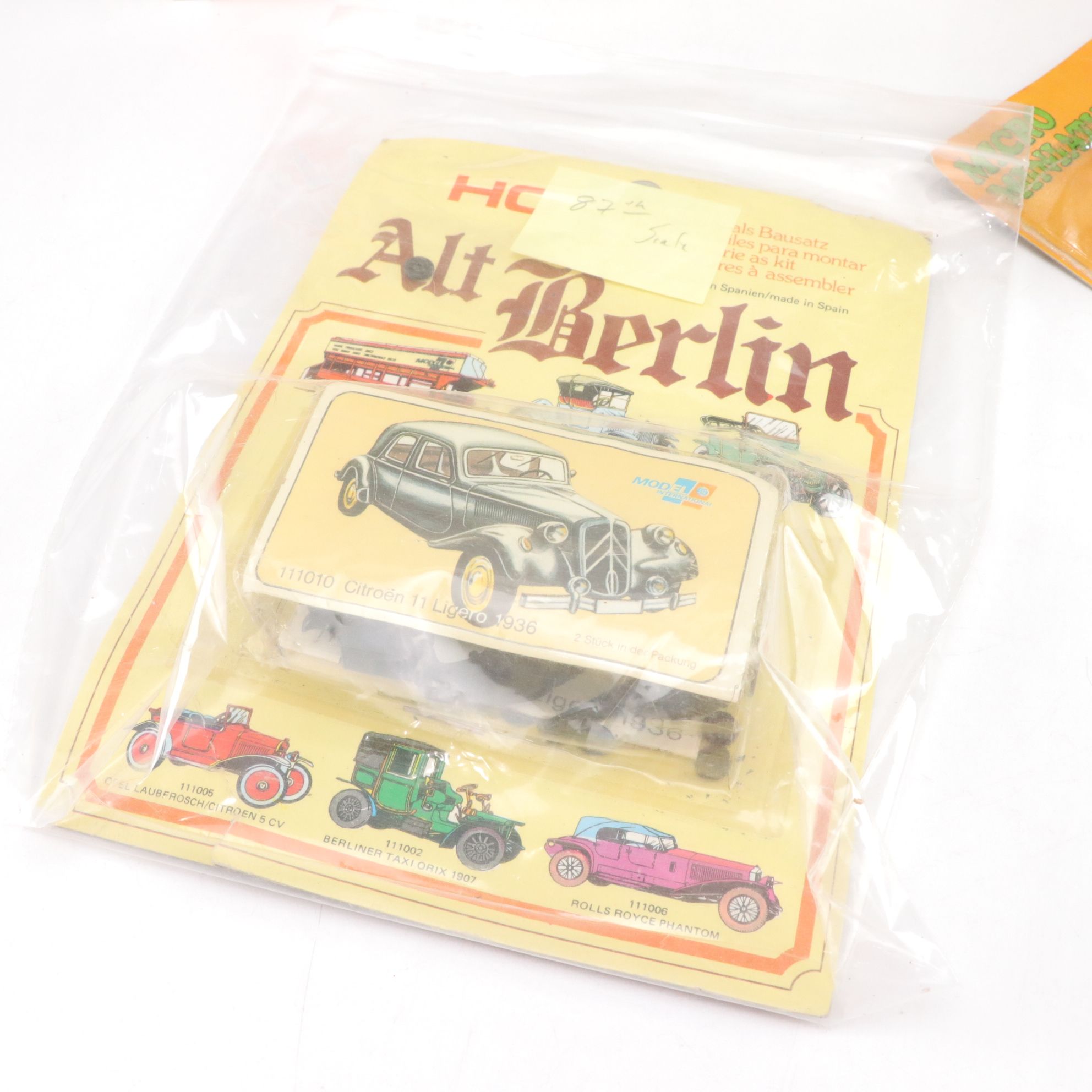 Miniature Train Kits Including HO Scale Railroad Scenery, Diecast Models & More