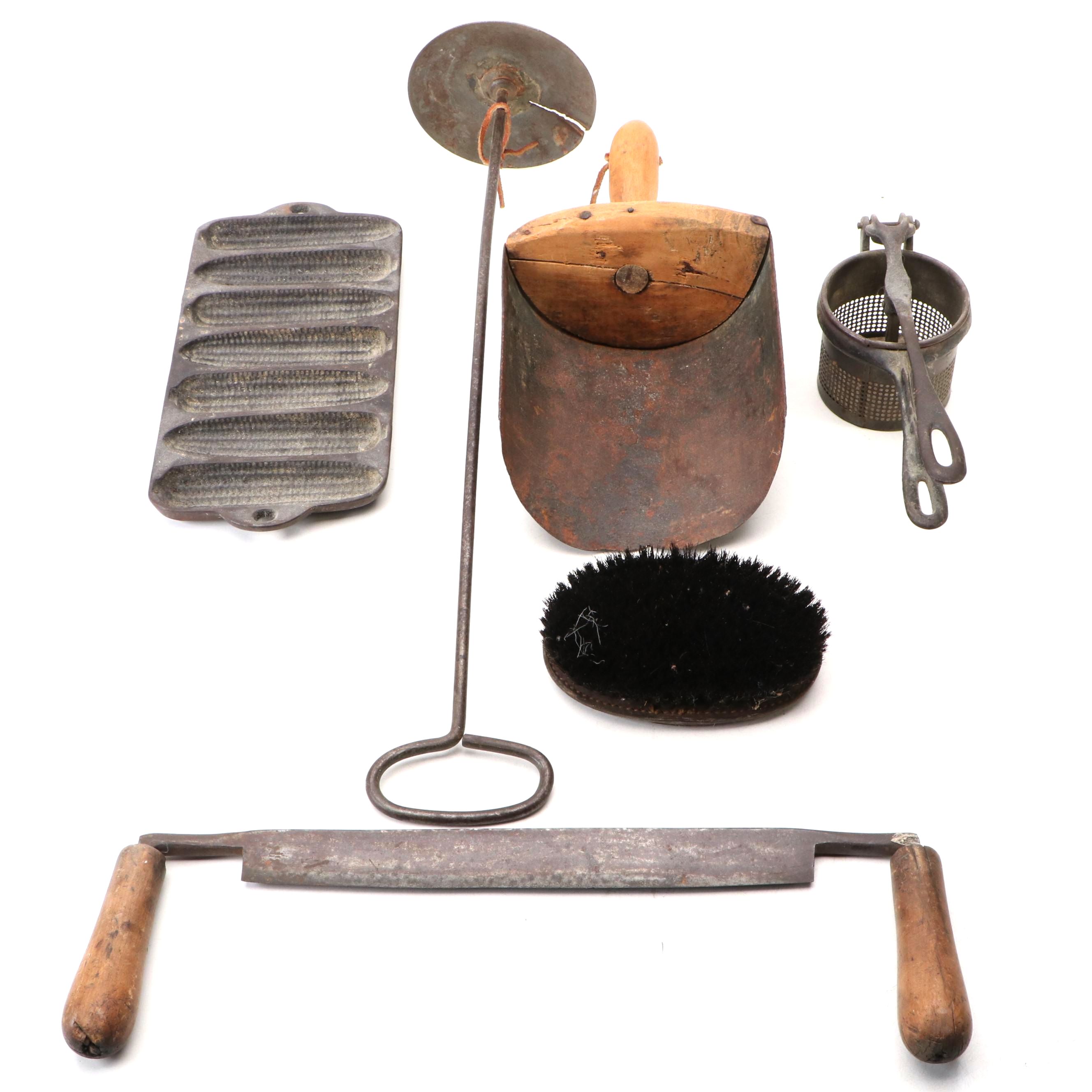 Wagner Cast Iron Cornbread Baking Pan with Drawknife, Scoop and More