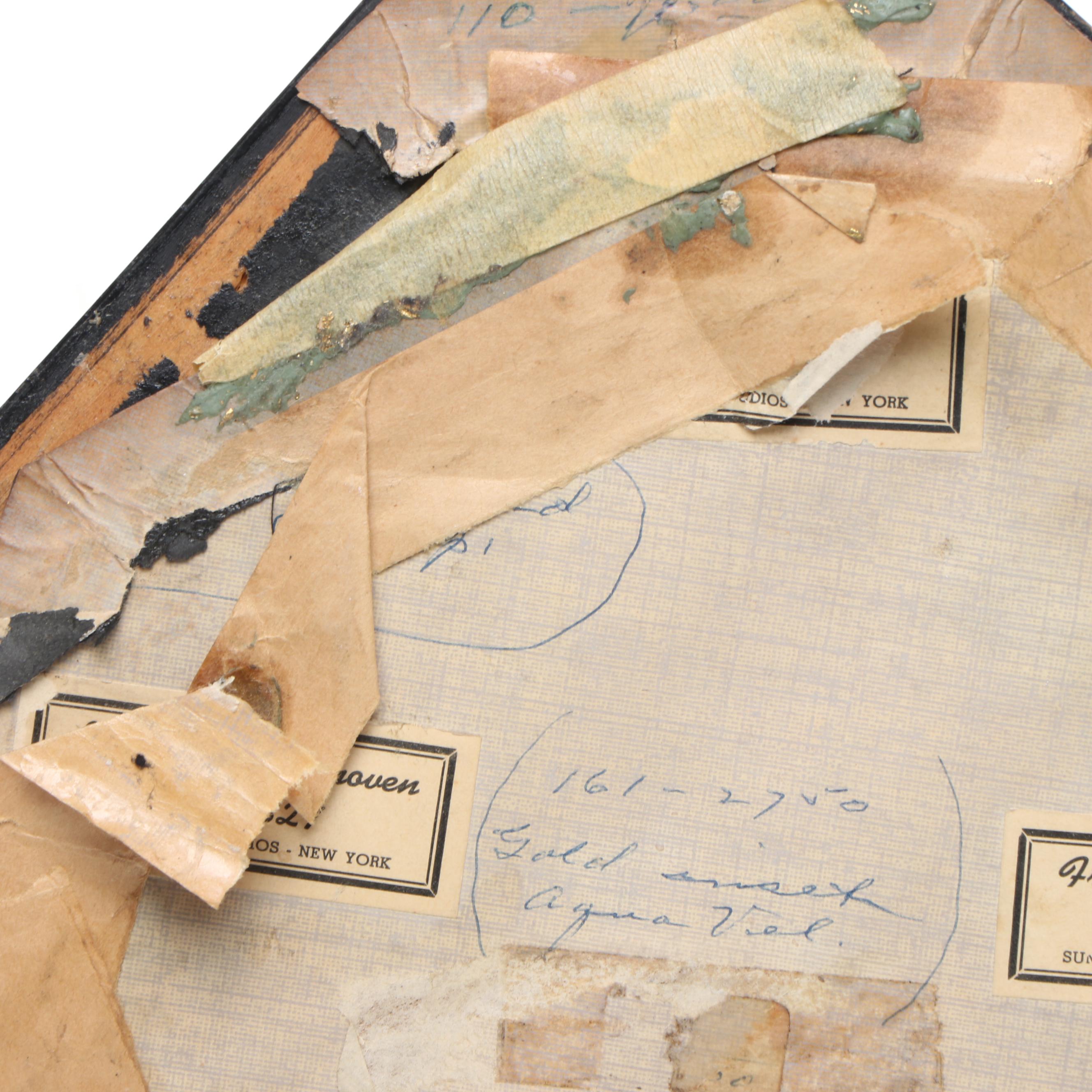 Sungott Studios Historical Figures Cameo Portraits in Octagonal Wooden Frames