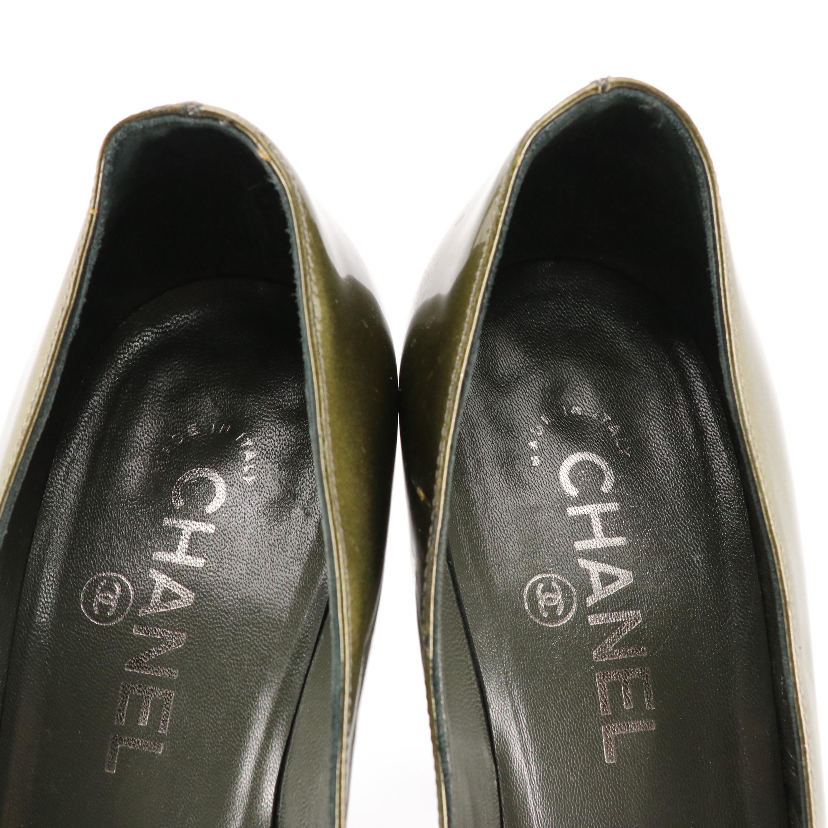 Chanel CC-Stitched Cap Toe Pumps in Olive Green Patent Leather