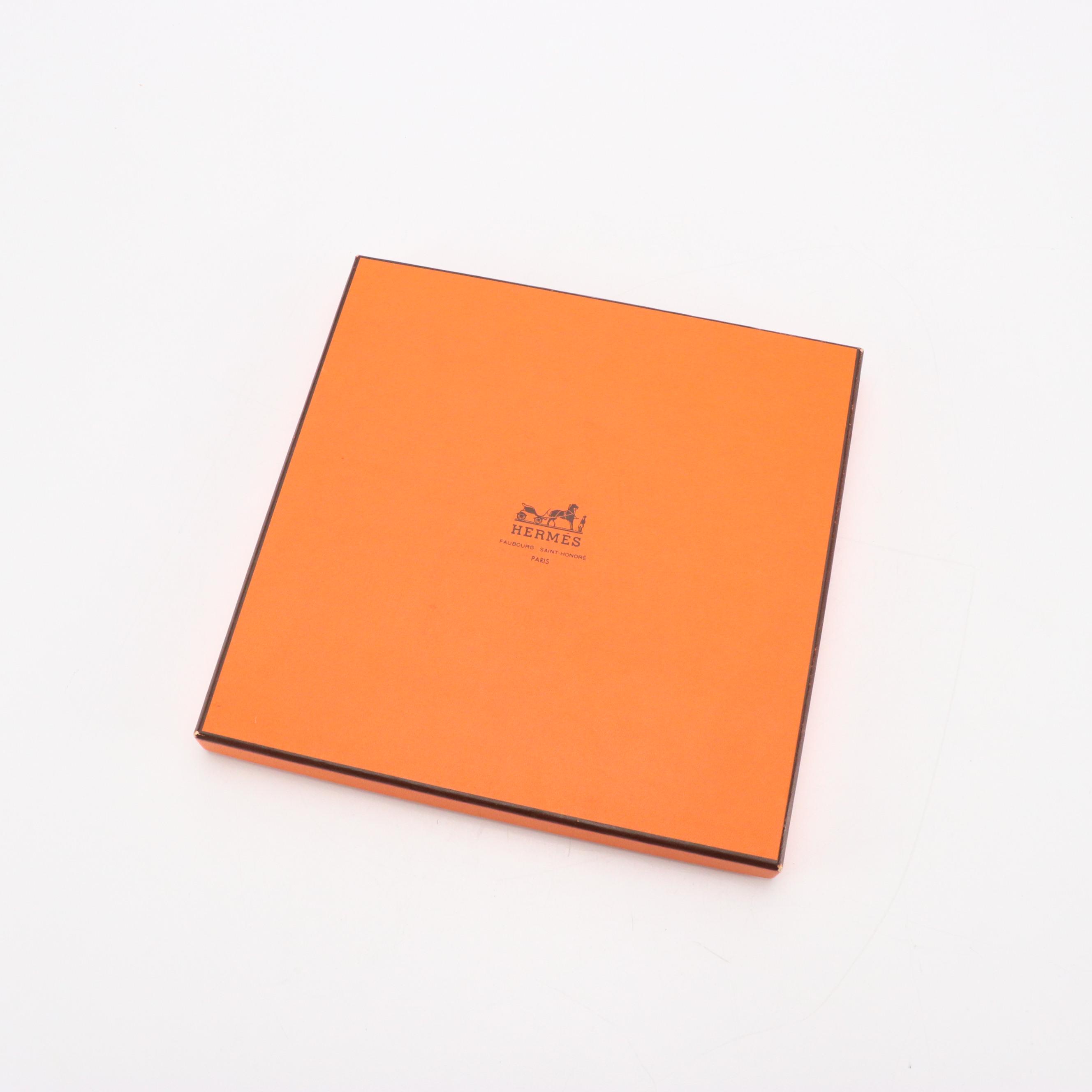 Hermès "Napoléon" Scarf 90 in Silk Bee Jacquard with Box