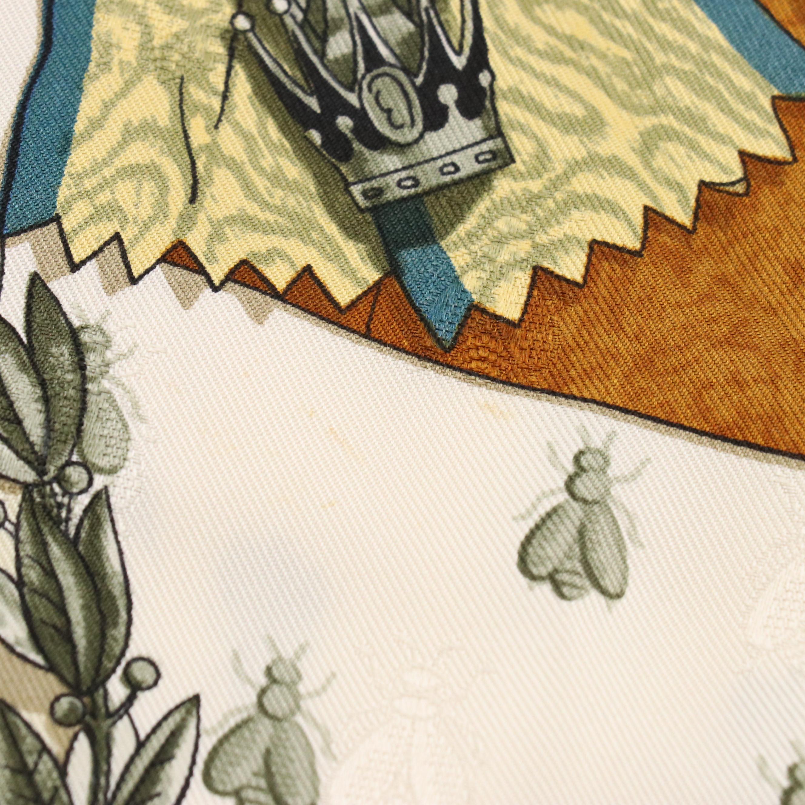 Hermès "Napoléon" Scarf 90 in Silk Bee Jacquard with Box