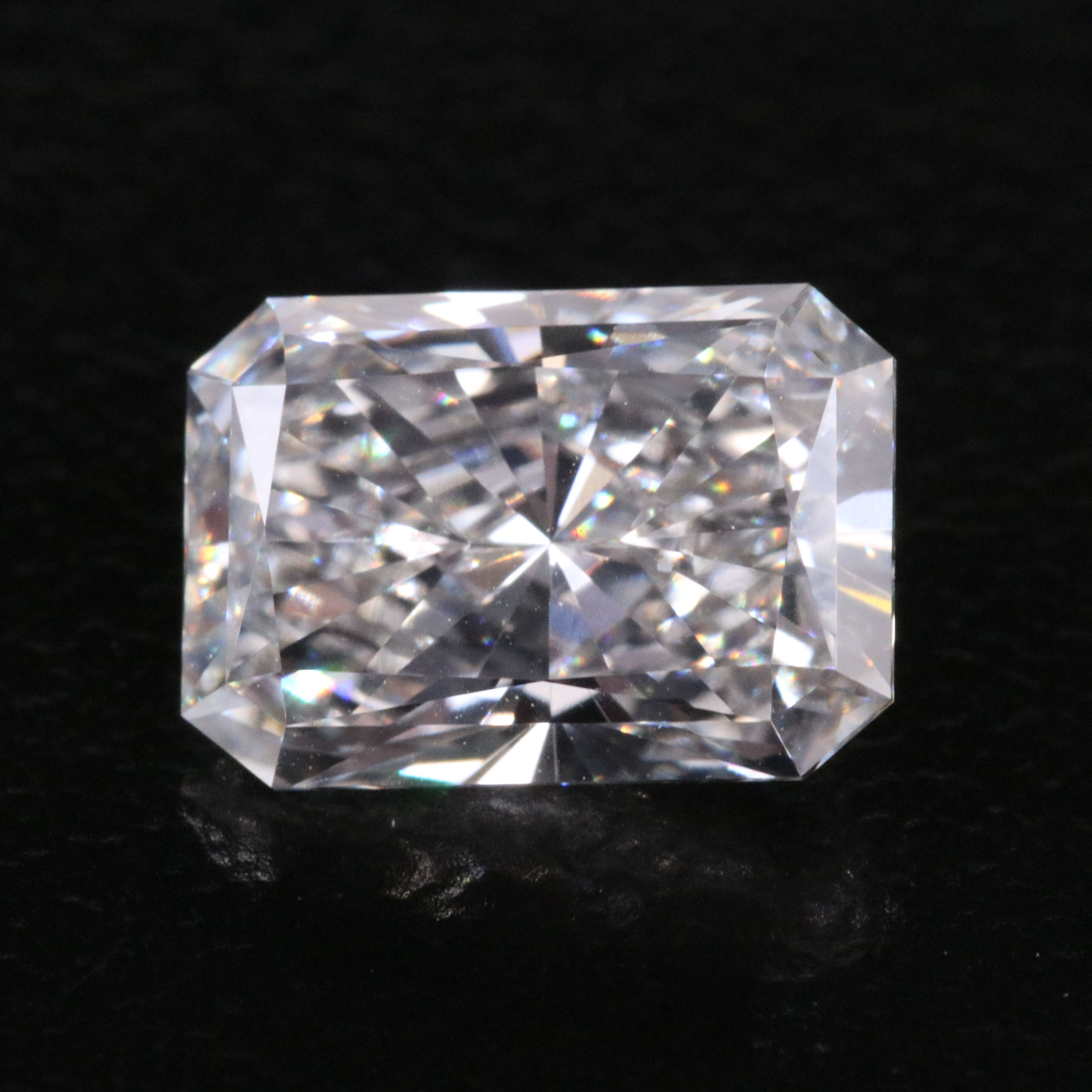 Loose 1.81 CT Lab Grown Diamond with IGI Report