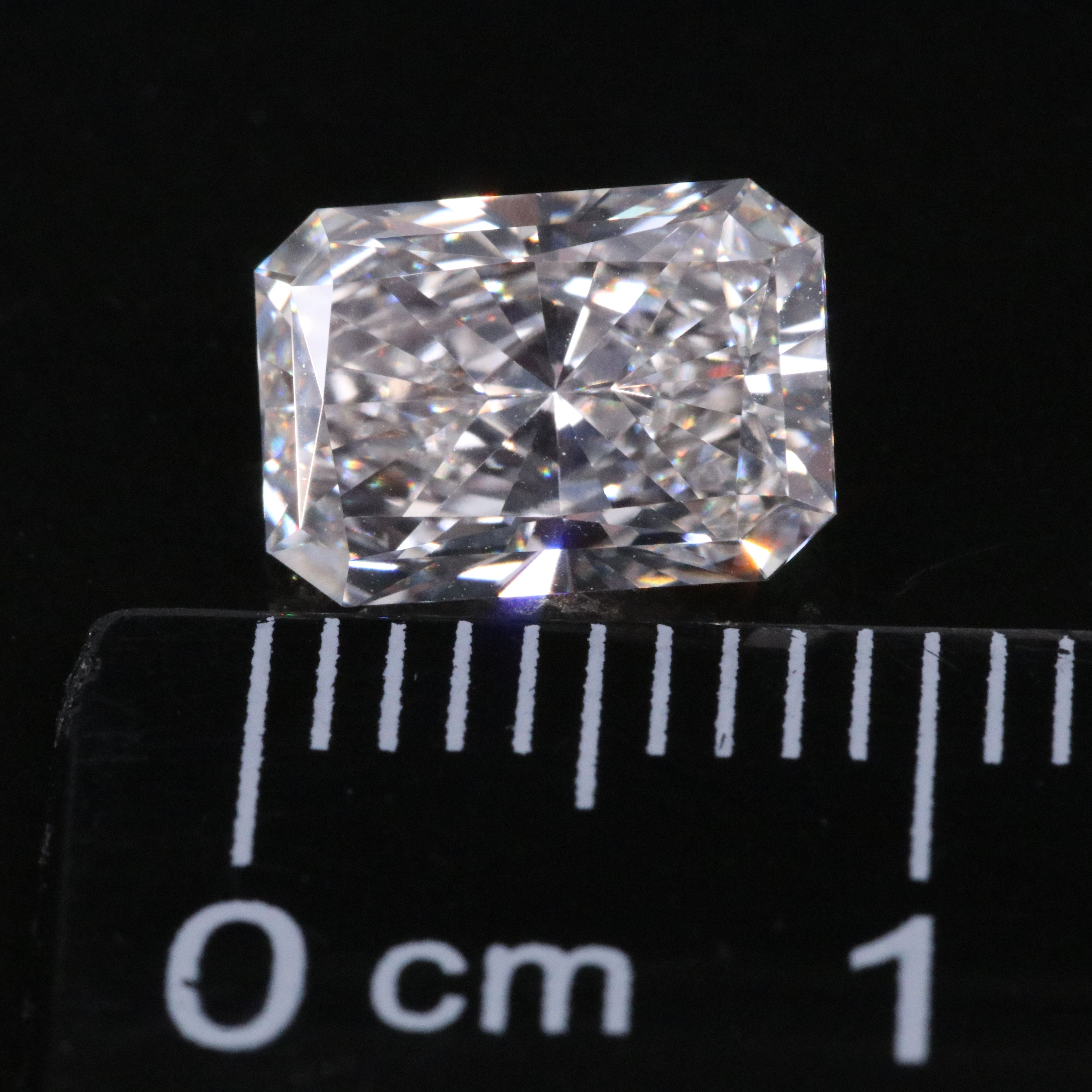 Loose 1.81 CT Lab Grown Diamond with IGI Report