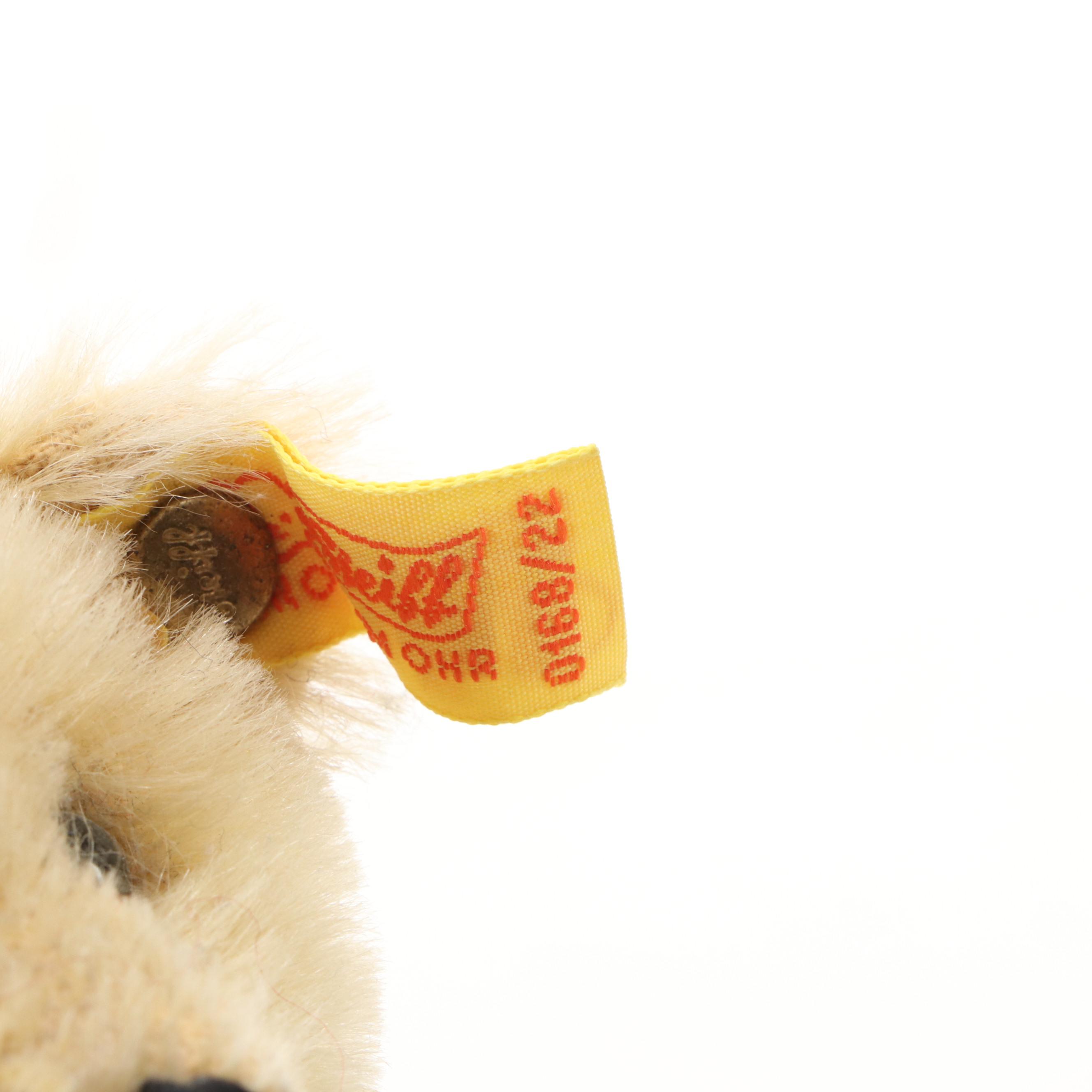 Steiff Limited Edition "Snowman," "Nimroad" and More Teddy Bears