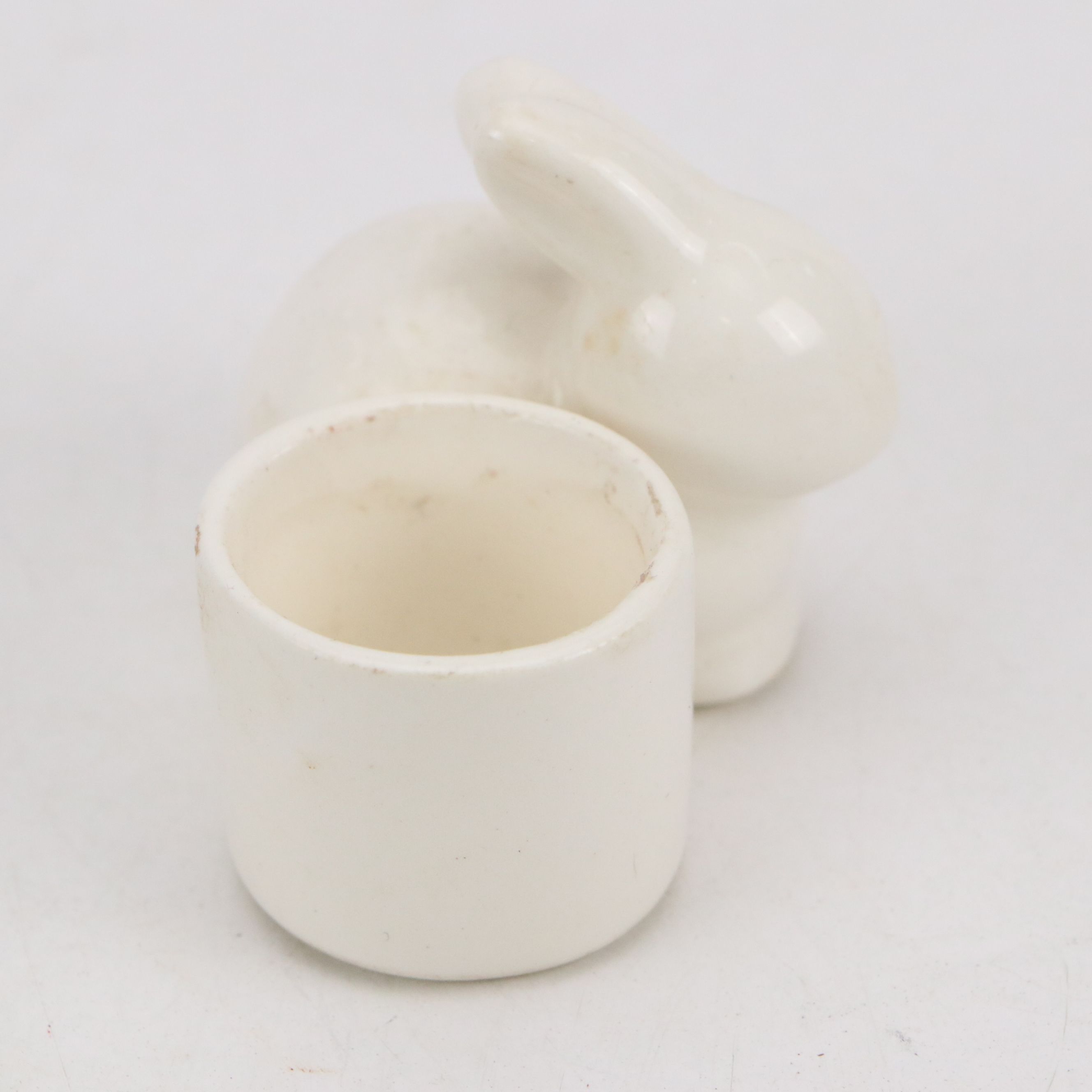 "Washington Crossing the Delaware" with Other Decorative Tiles and Figurines