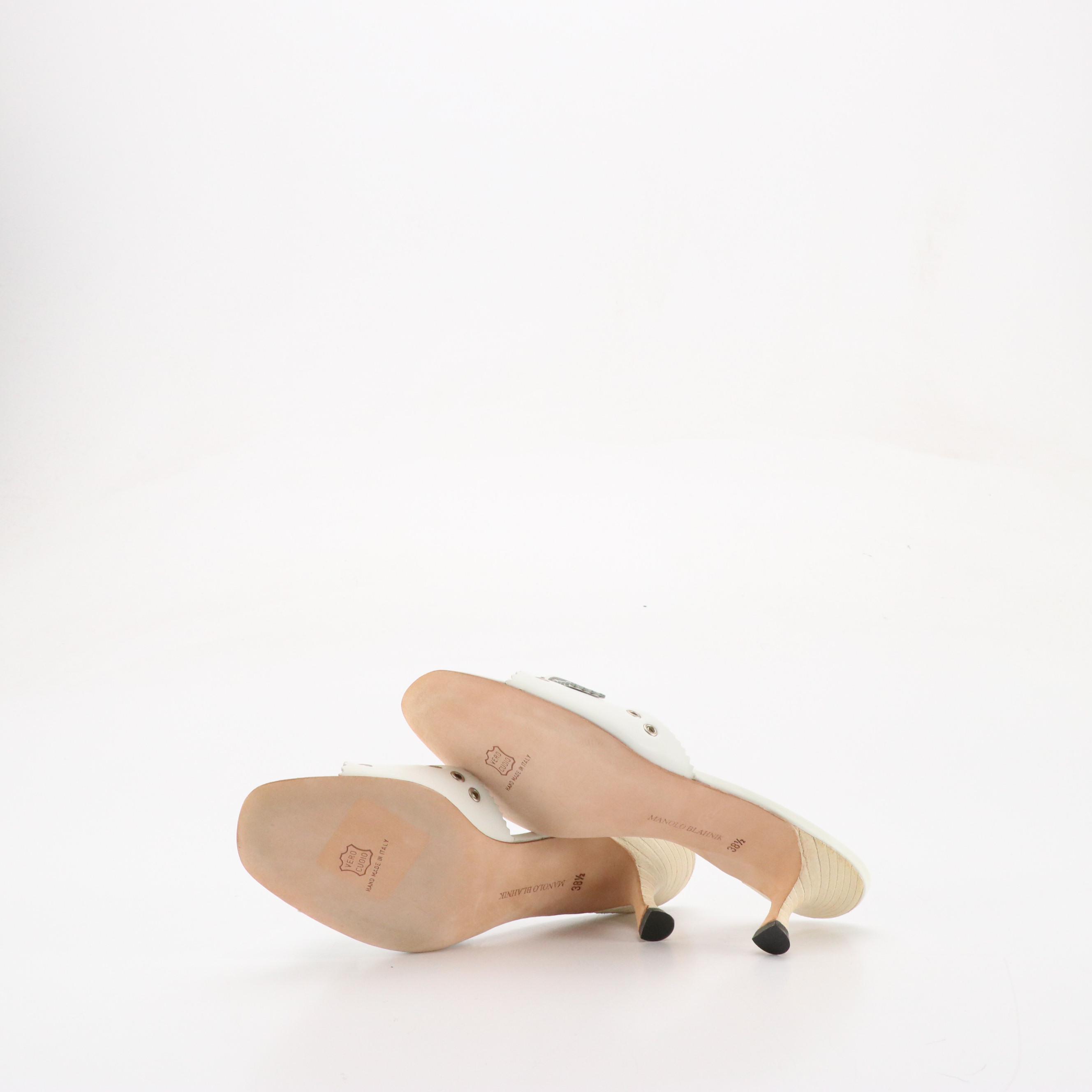 Manolo Blahnik White Buckled Grommet Leather Kitten Heels in Box