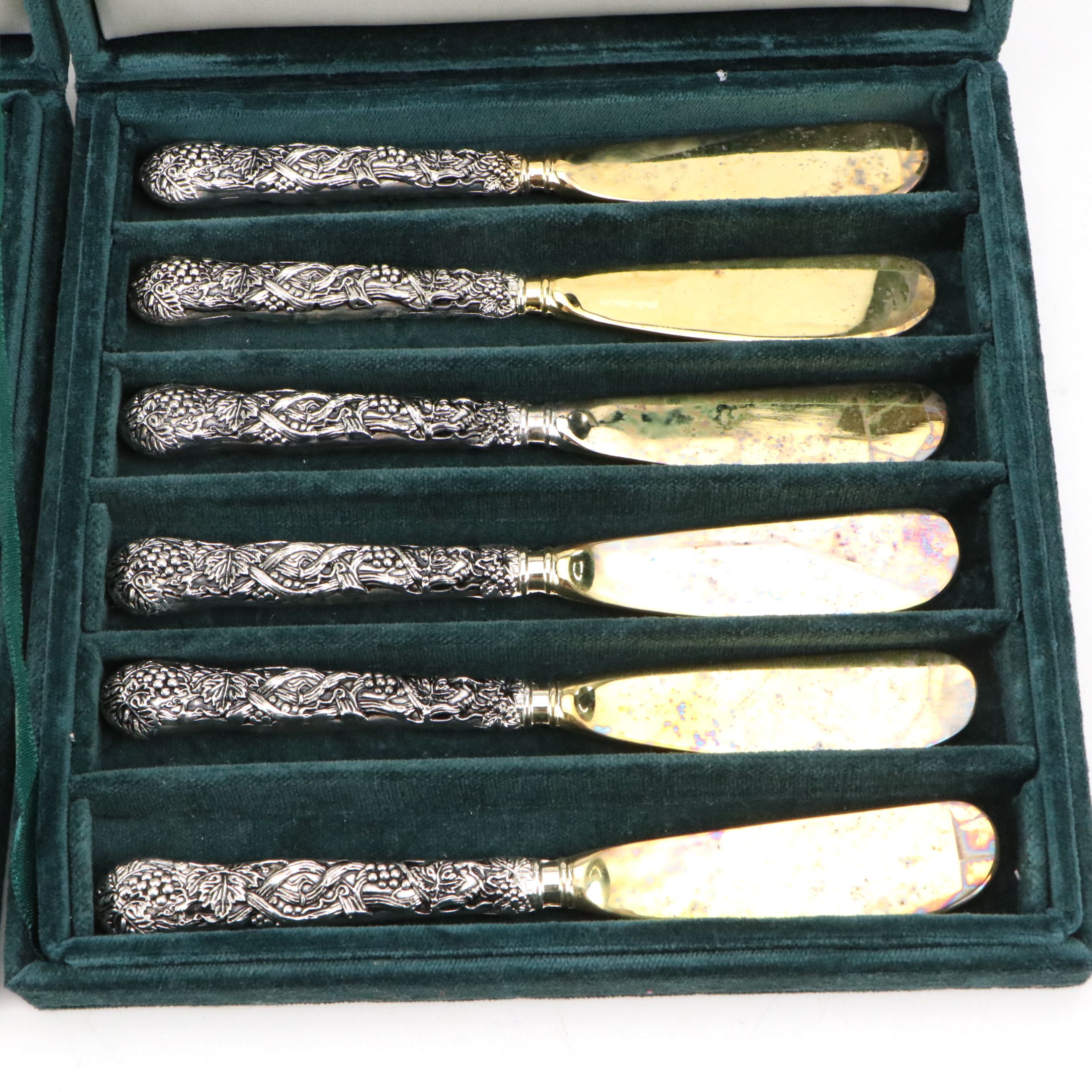 Godinger "Vineyard" Silver Plate Spreaders with Gilt Blades