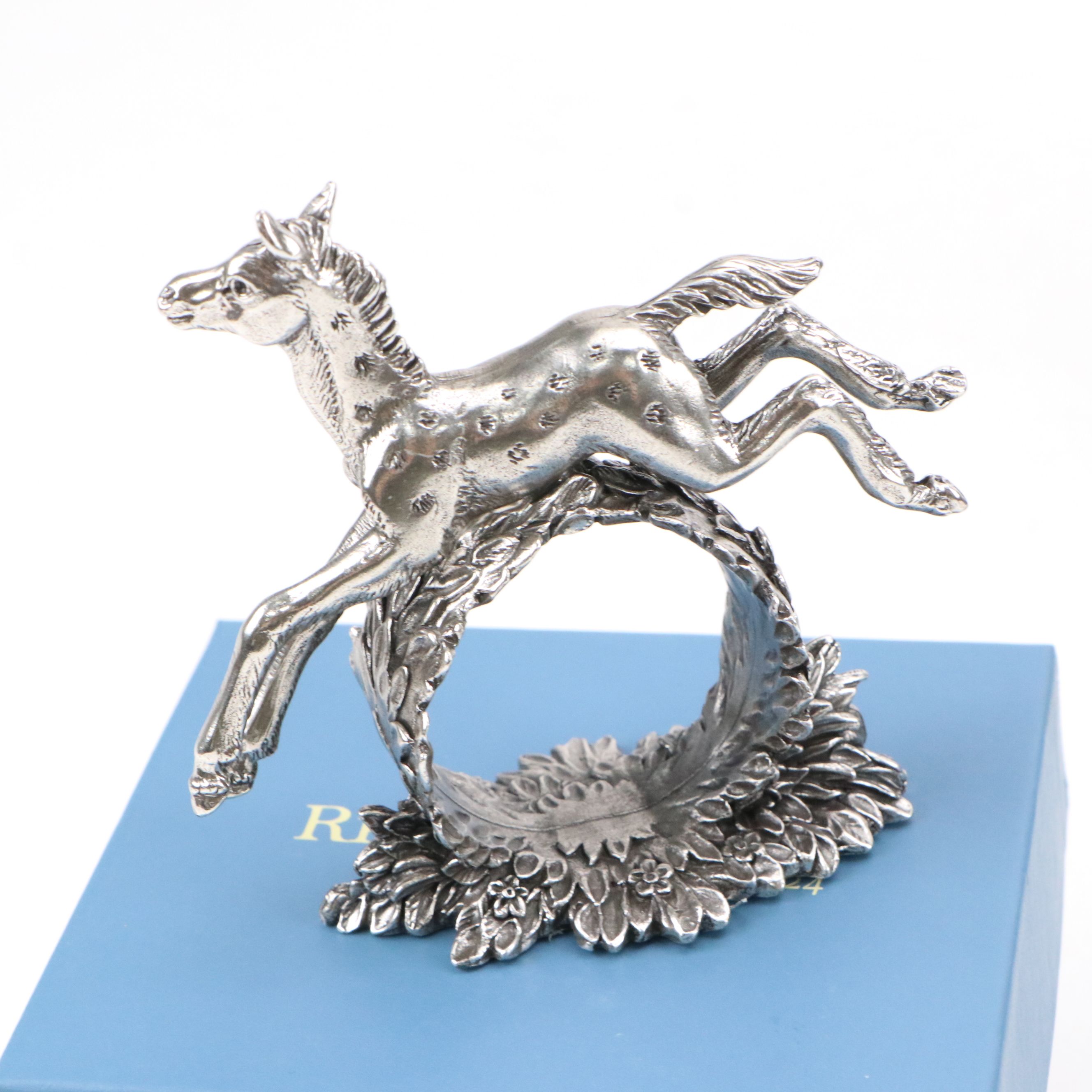 Reed & Barton 1824 Collection "Yearling" Napkin Rings and Lenox Napkins