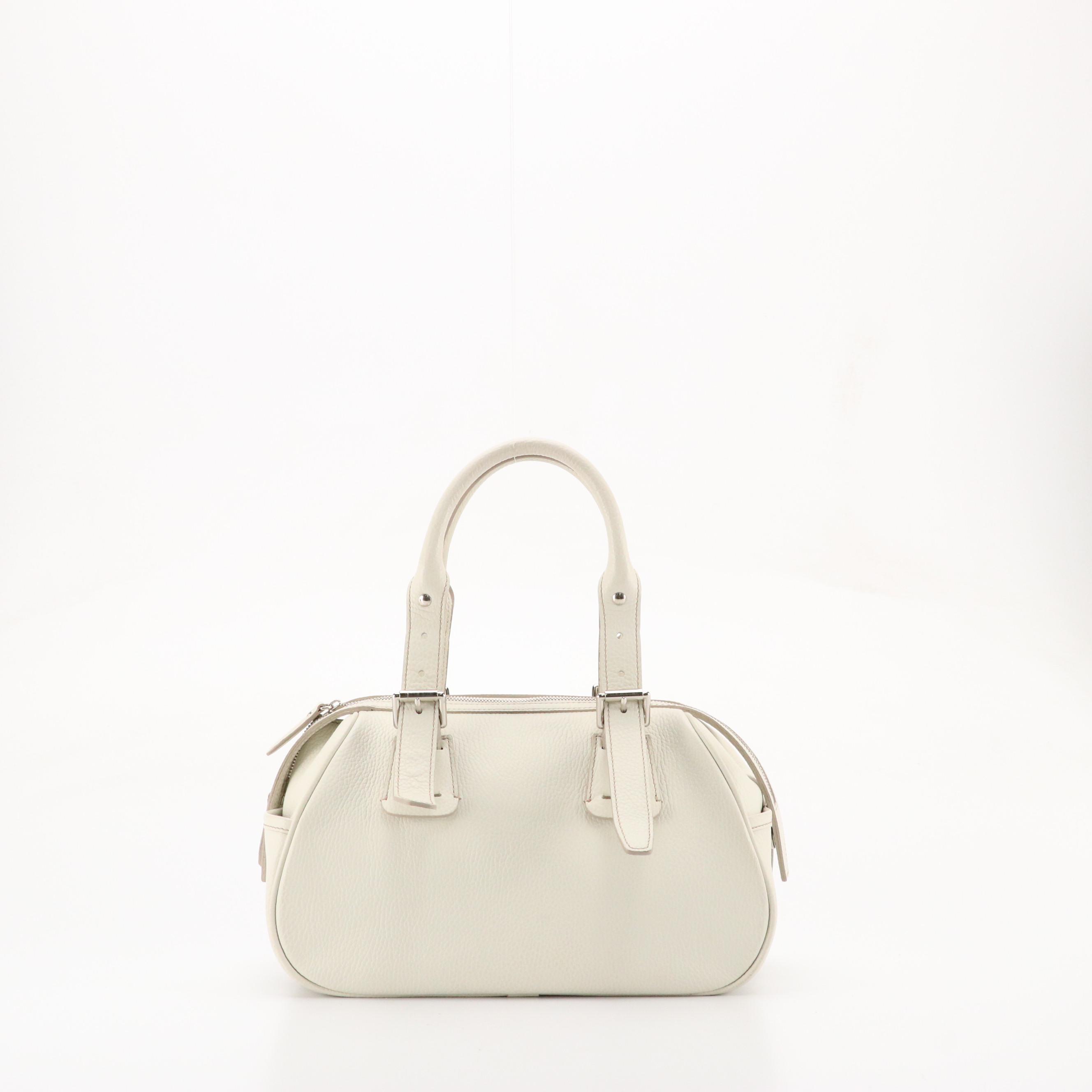 Burberry White Grain Leather Zip Top Shoulder Bag with House Check Lining