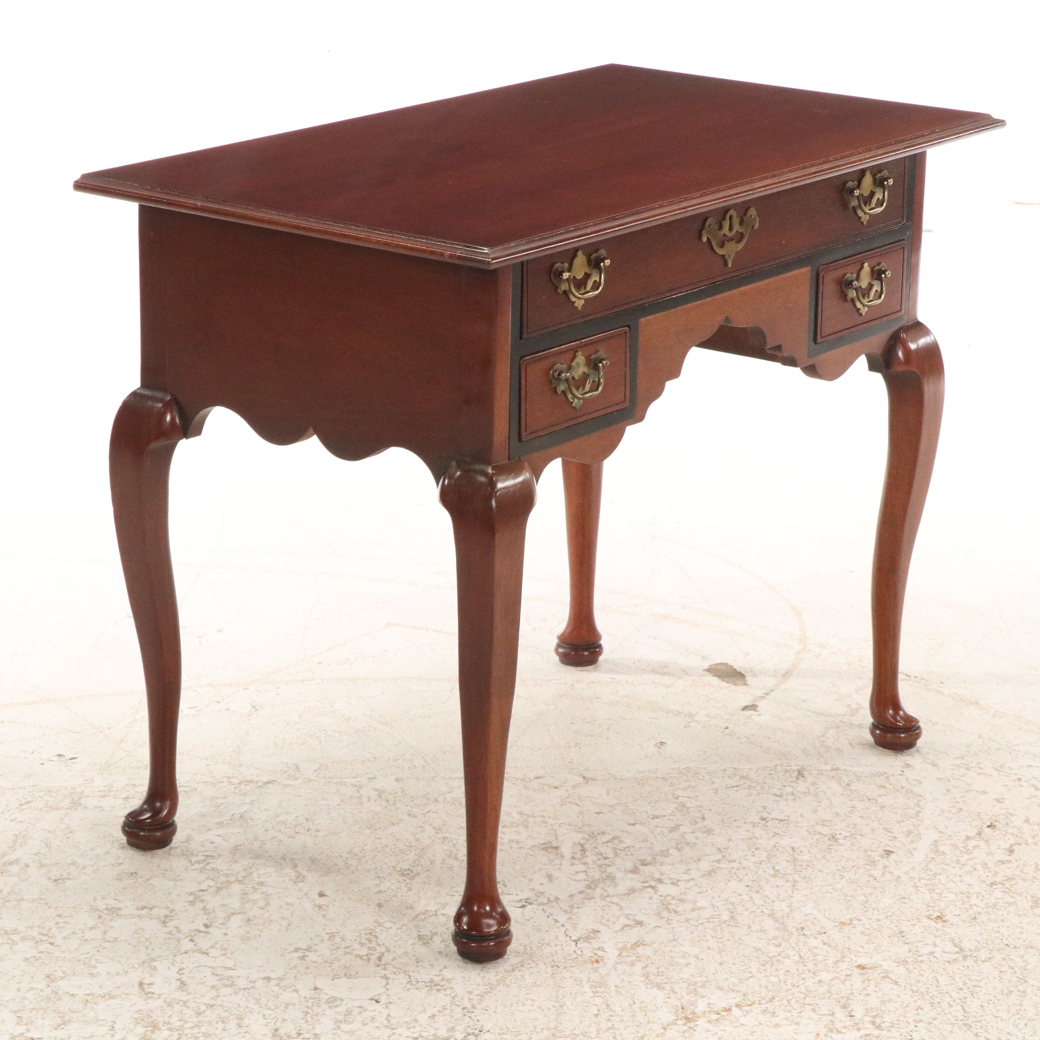 Hickory Chair Company Historical James River Plantation Mahogany Desk