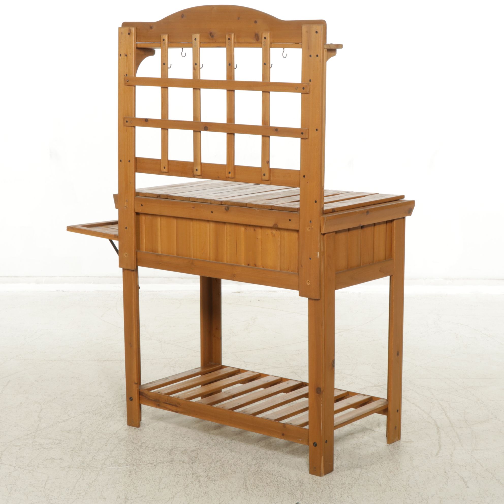 Leisure Time Products Pine Potting Bench