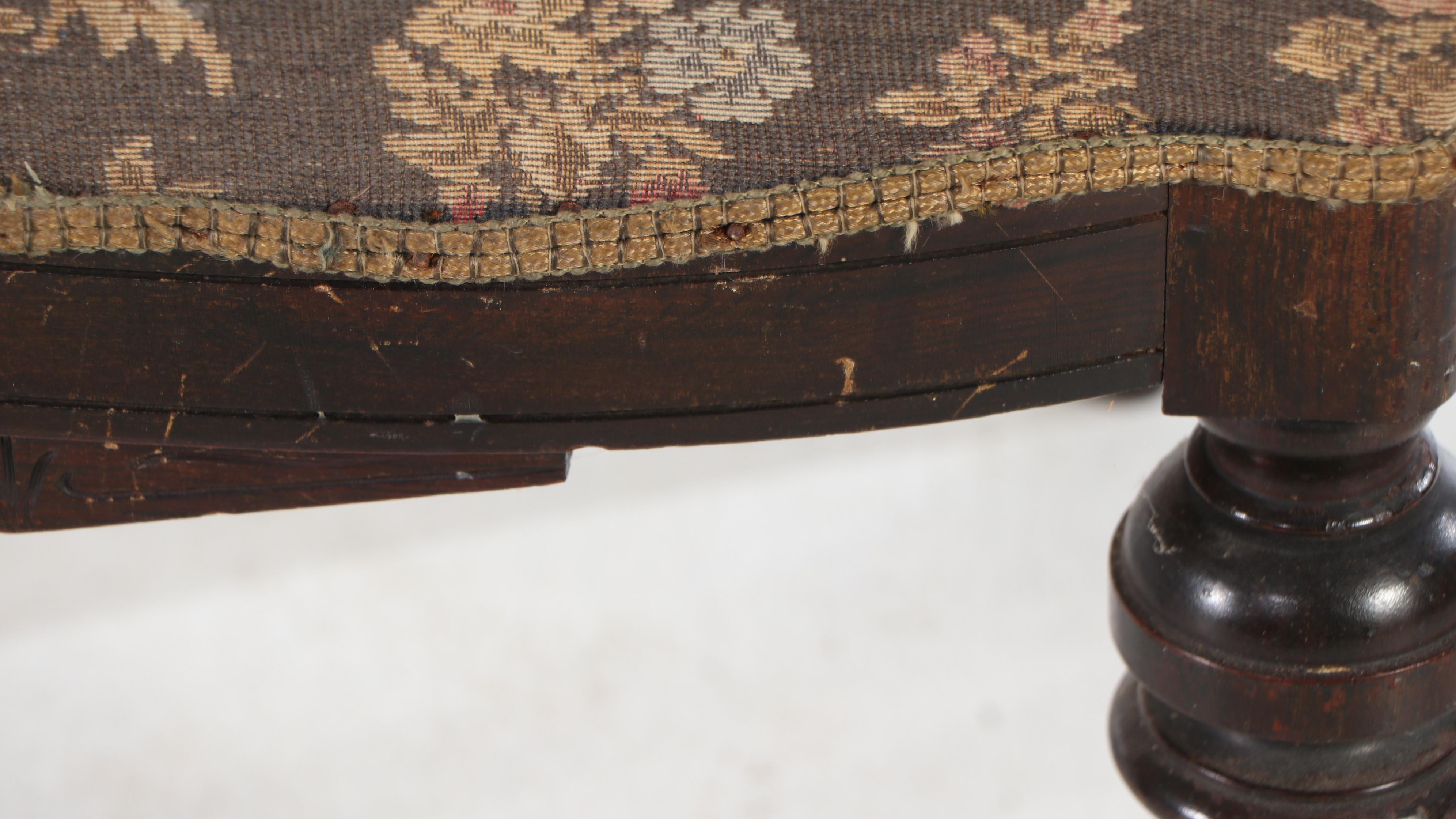 Set of Four Victorian Eastlake Grain-Painted Wood Parlor Chairs