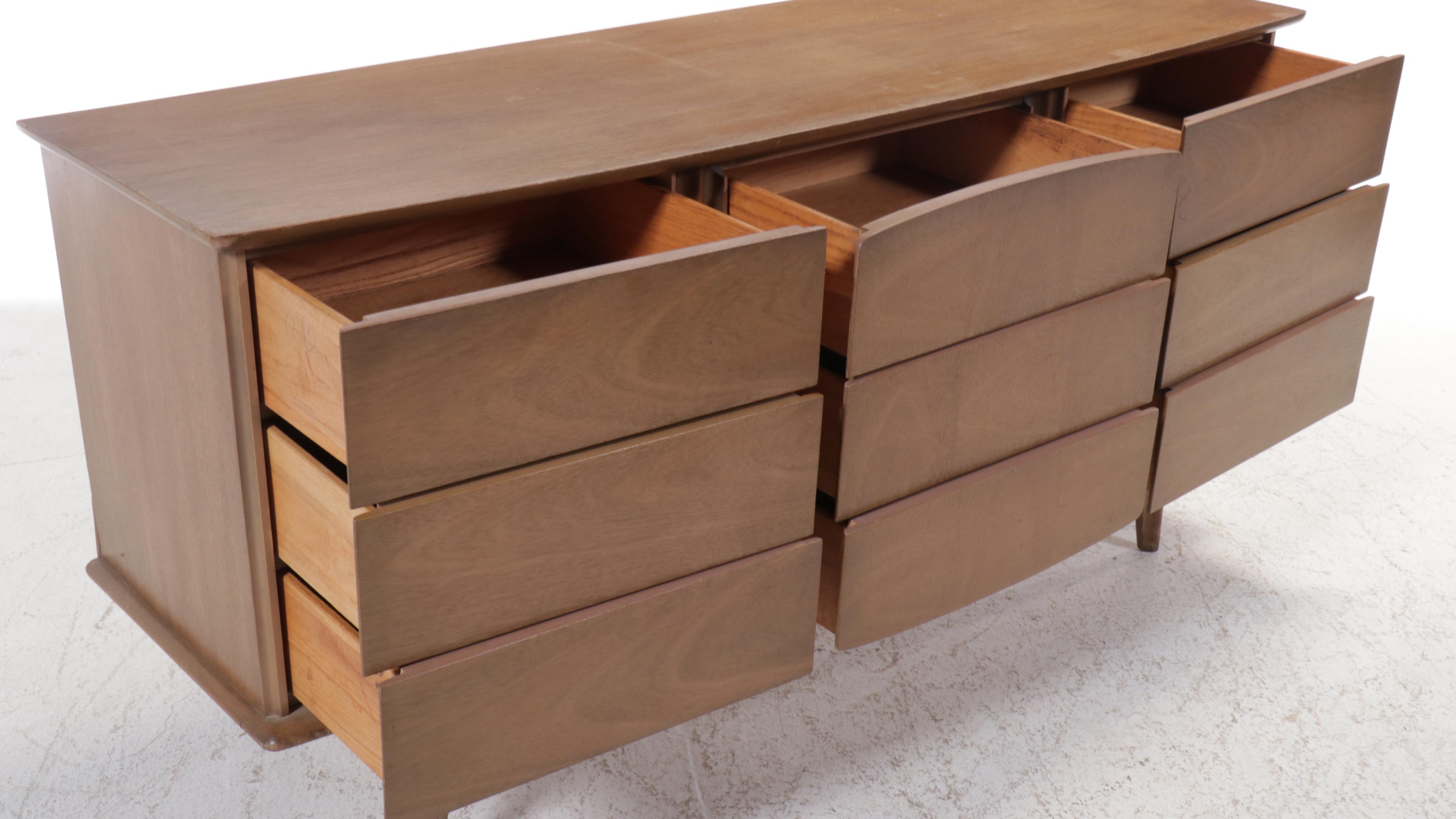 United Furniture Corp. Mid Century Modern Walnut Nine-Drawer Chest