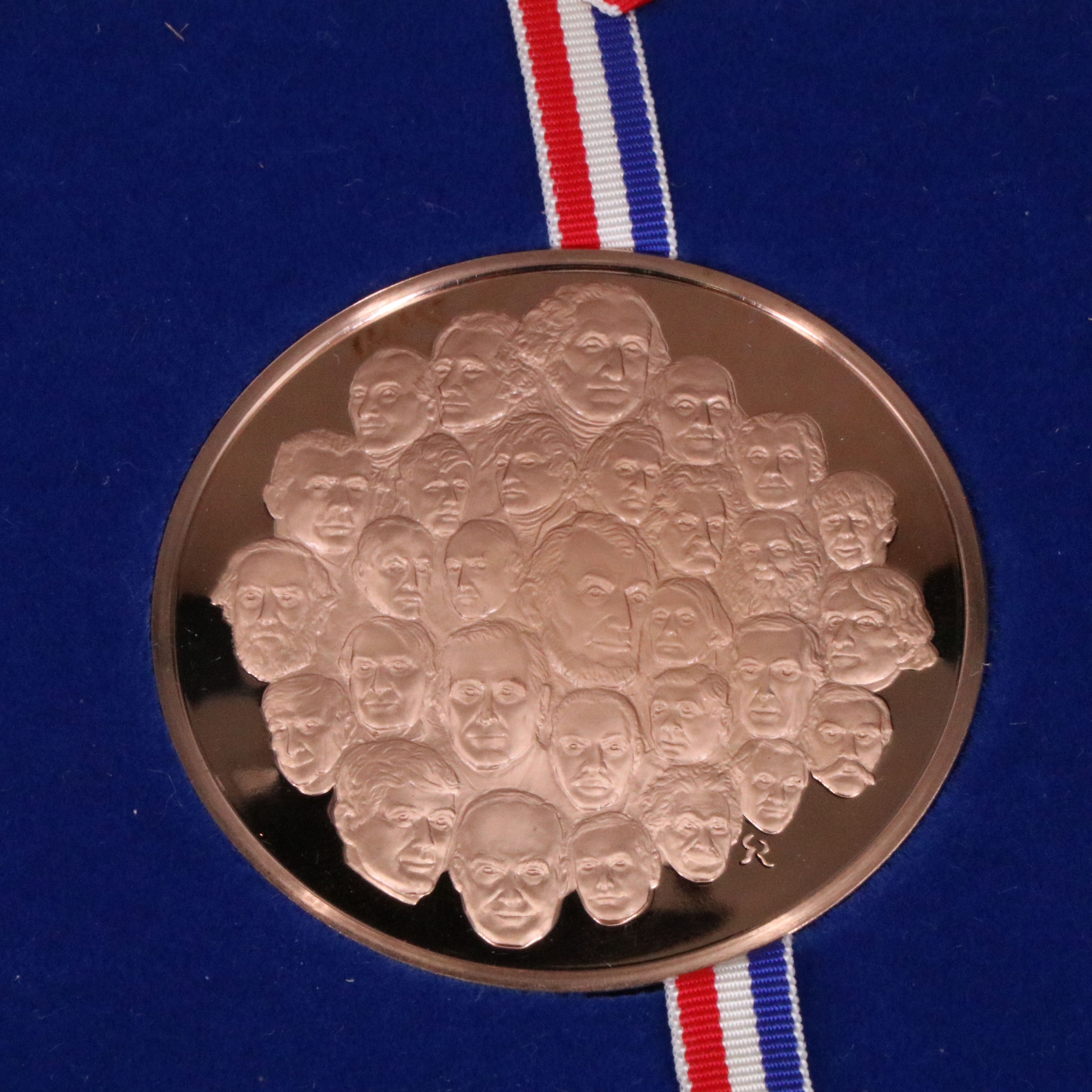 Set of 1975 Franklin Mint Silver and Bronze Bicentennial Medals