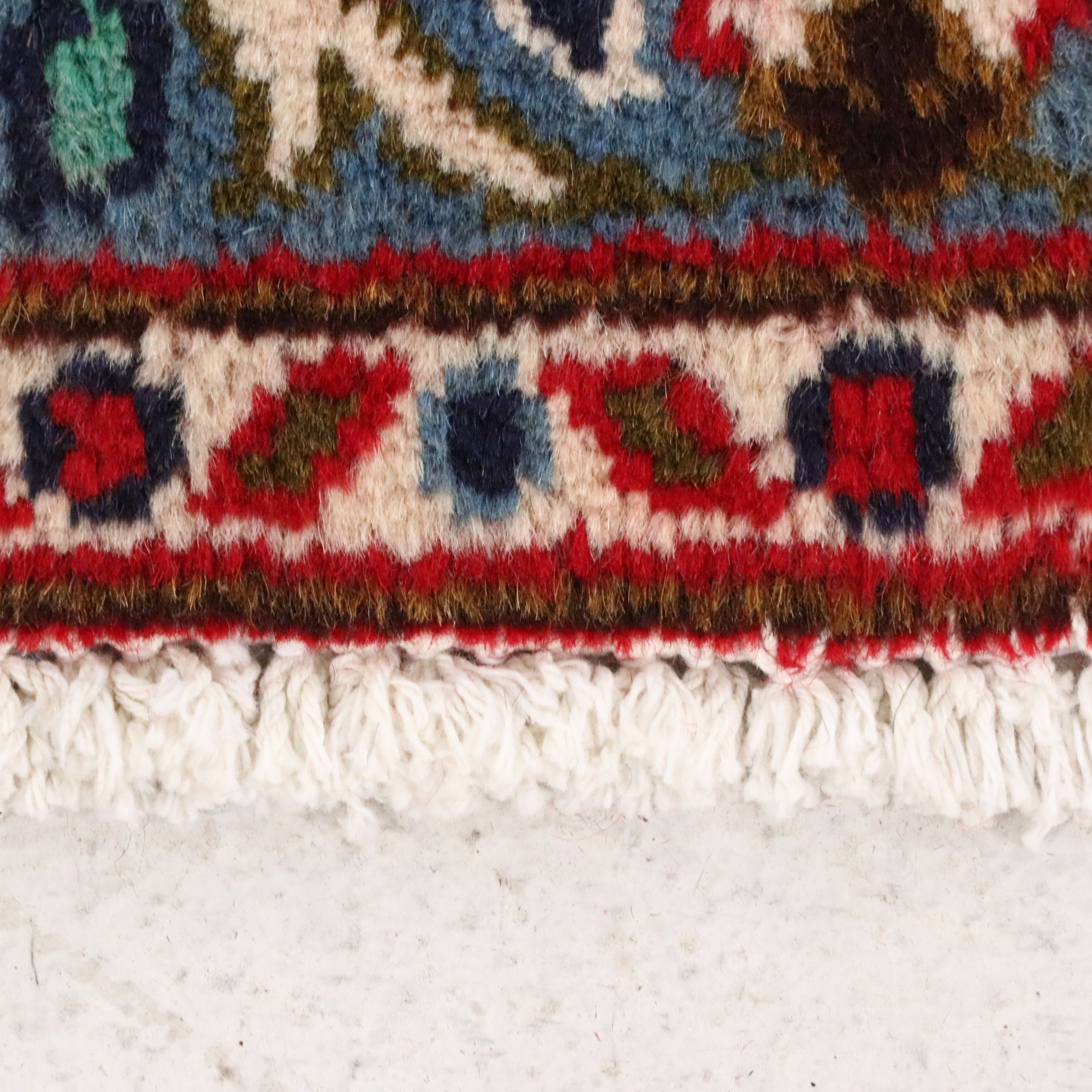 6'5 x 9'6 Hand-Knotted Persian Kashan Area Rug