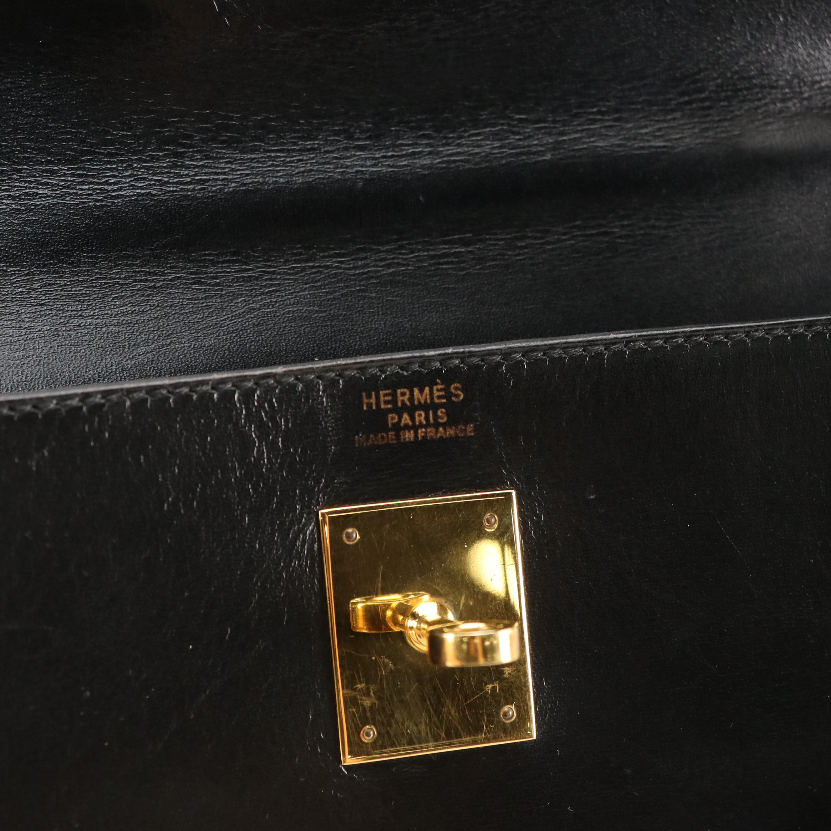 Hermès Kelly Sellier 32 Handbag in Noir Box Calf Leather
