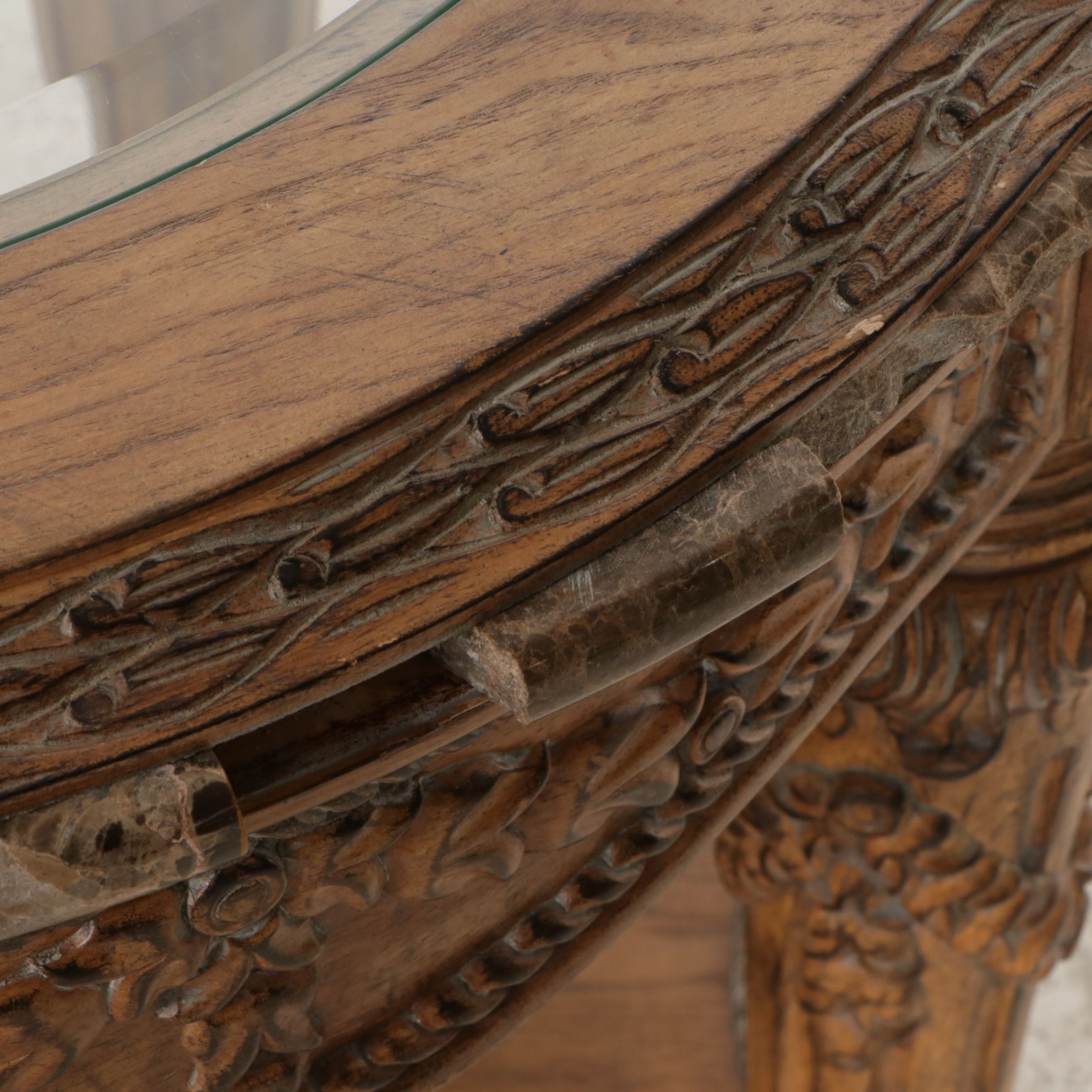 Schnadig Neoclassical Style Accent Table with Glass Top and Marble Edge Trim