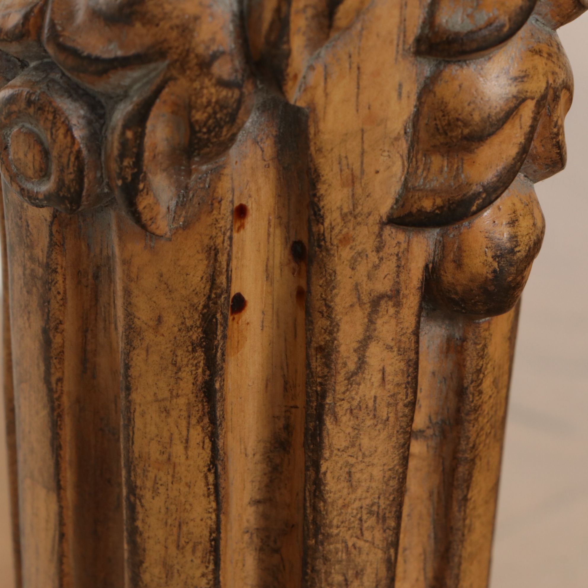 Schnadig Neoclassical Style Accent Table with Glass Top and Marble Edge Trim