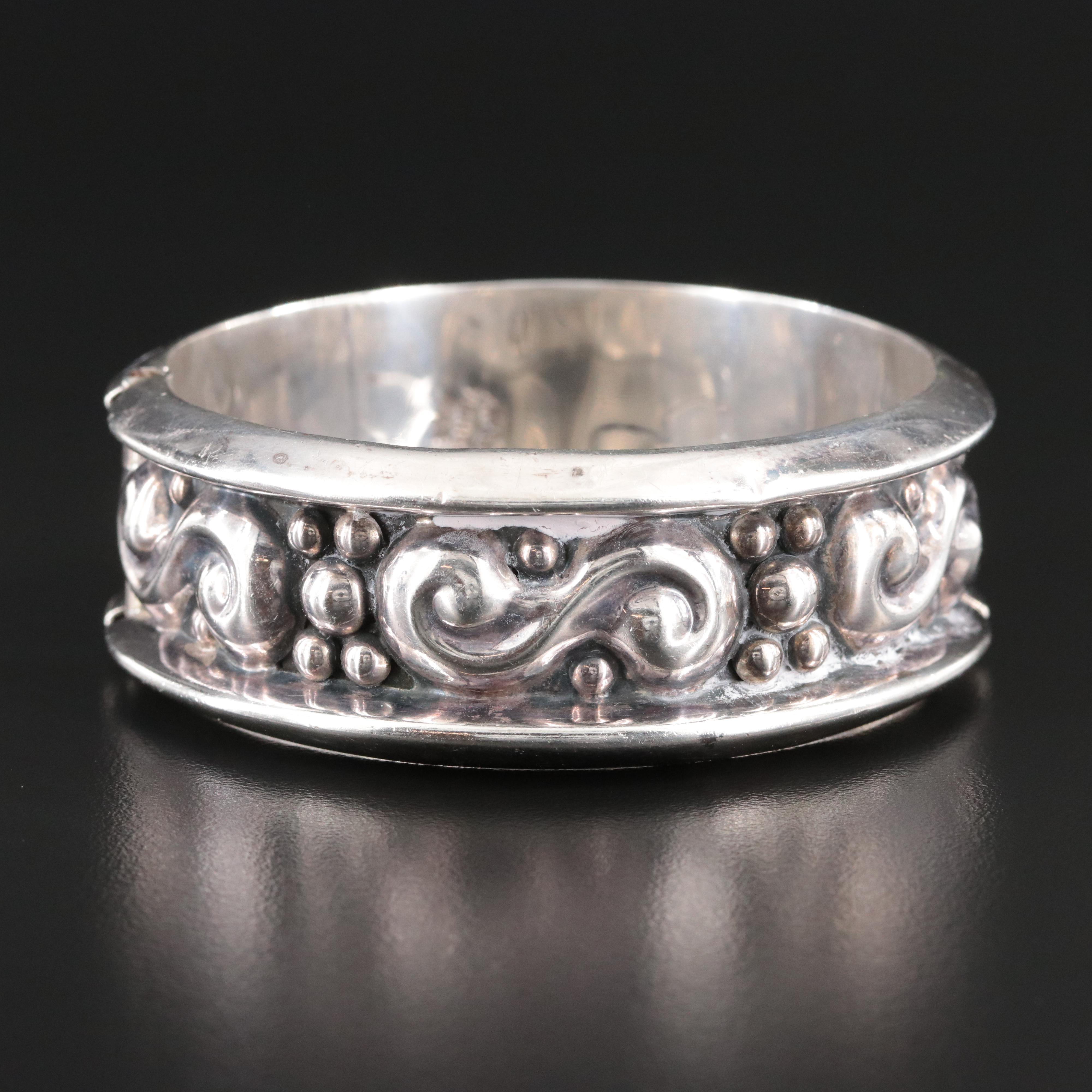 Mexican Sterling Hinged Bangle Bracelet