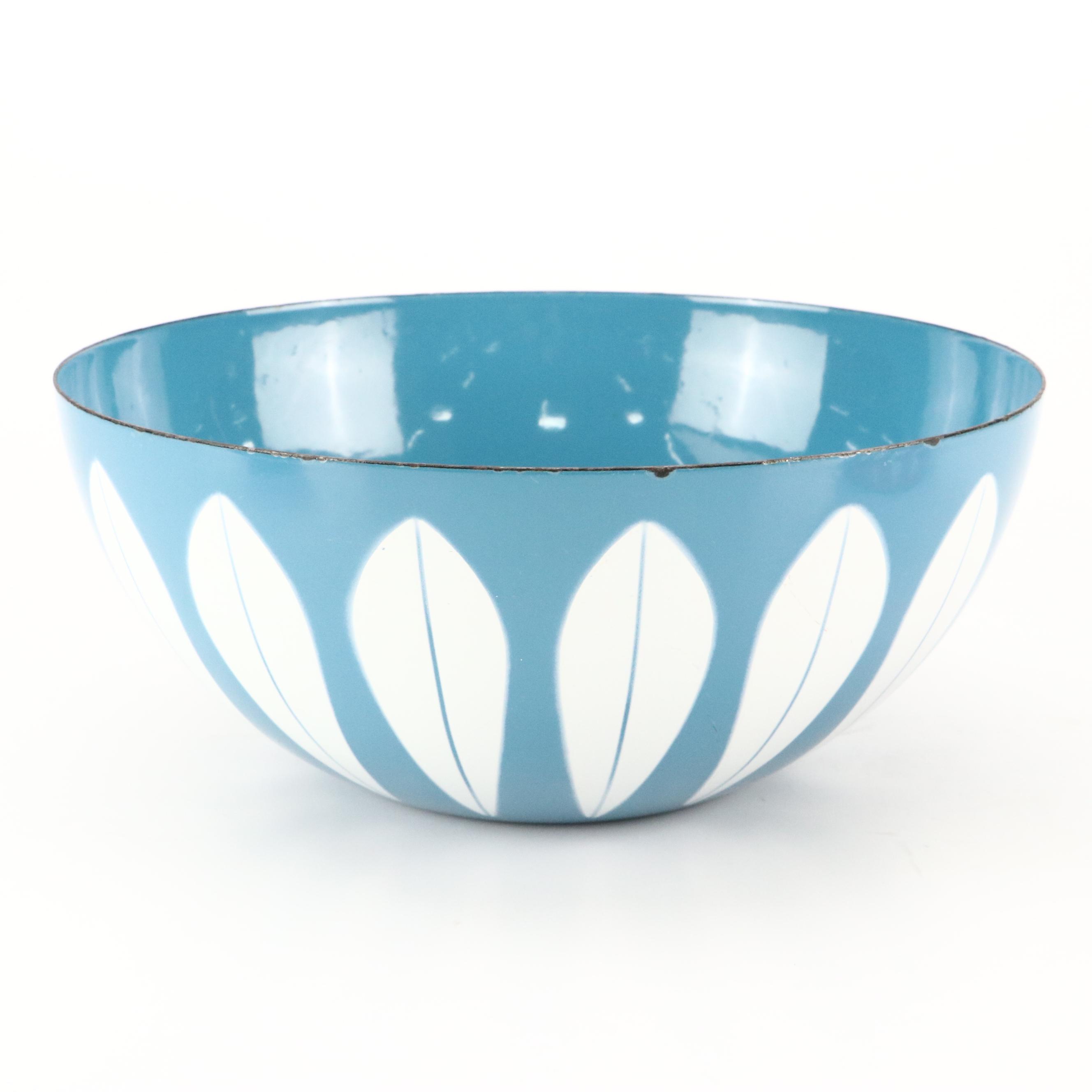 MCM Cathrineholm Blue Lotus Leaf Enamel Bowls and Red Orange Casserole